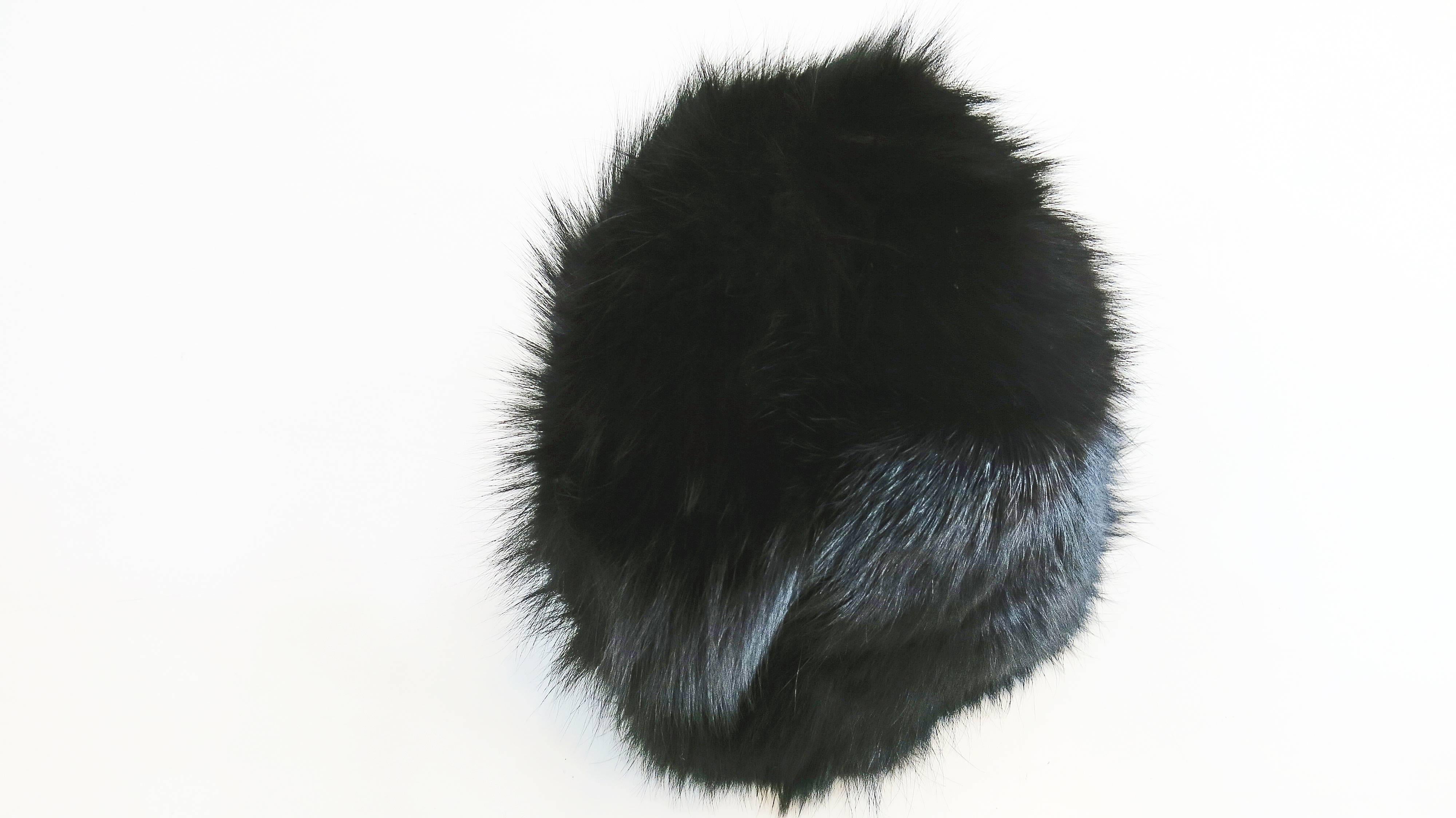 1970's Saks Fifth Avenue Black Fox Fur Hat  In Excellent Condition In Brooklyn, NY
