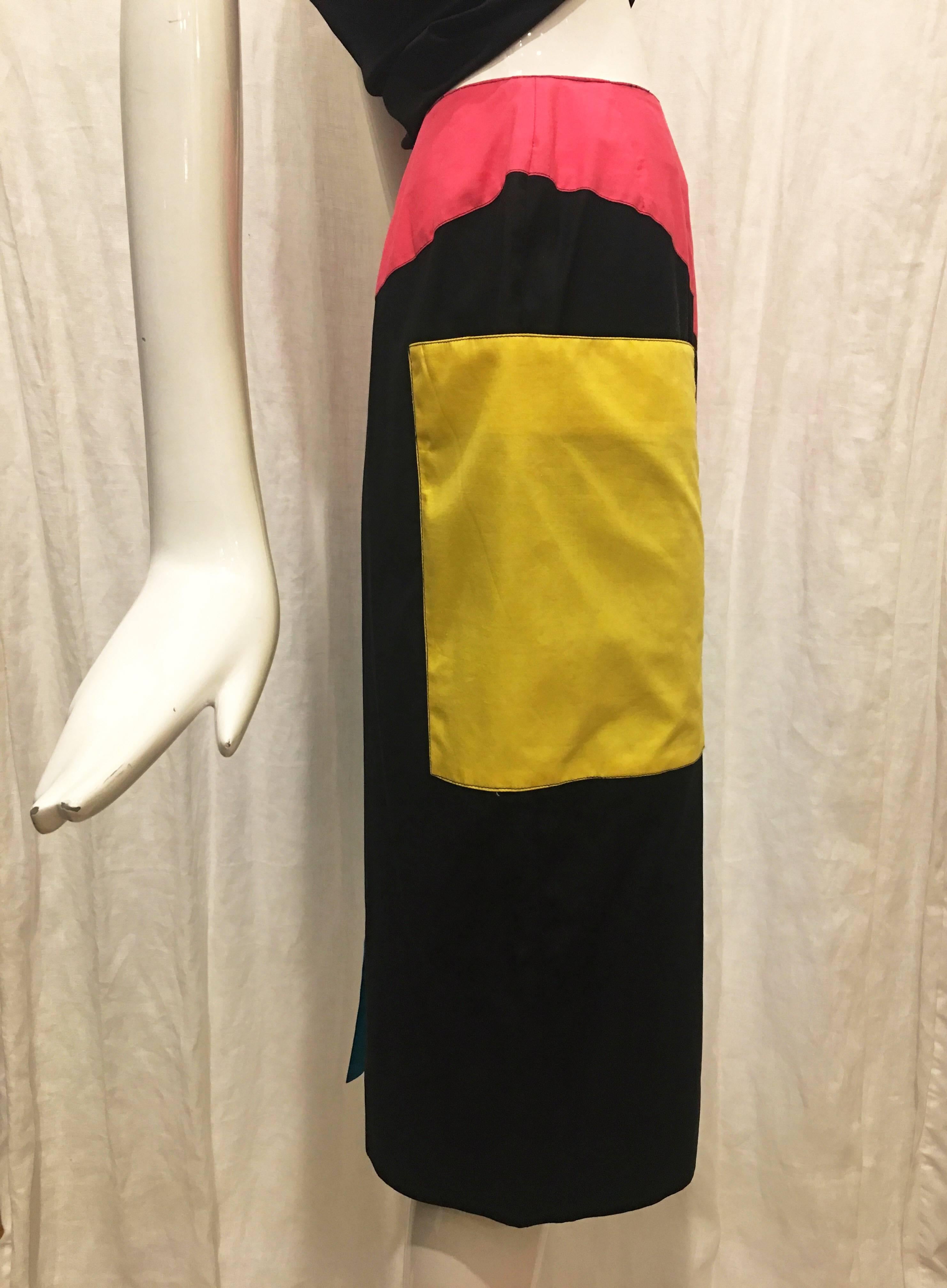 Guy Laroche Black Colorblock Skirt, 1980s  In Excellent Condition For Sale In Brooklyn, NY