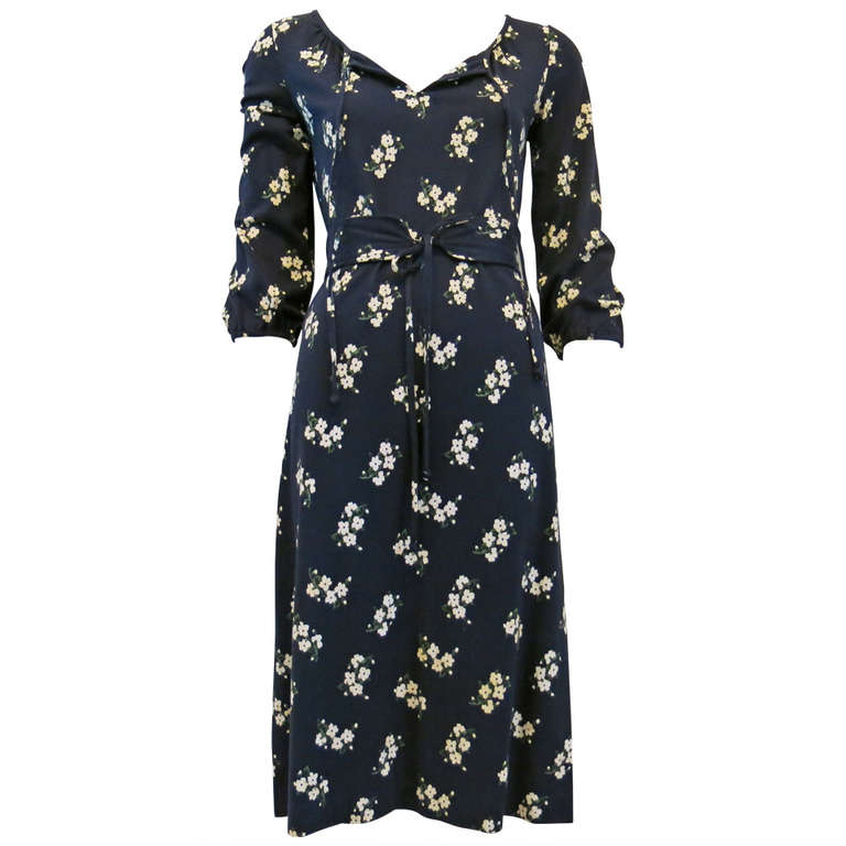 1970s Diane von Furstenberg Cotton Mini Floral Print Jersey Dress