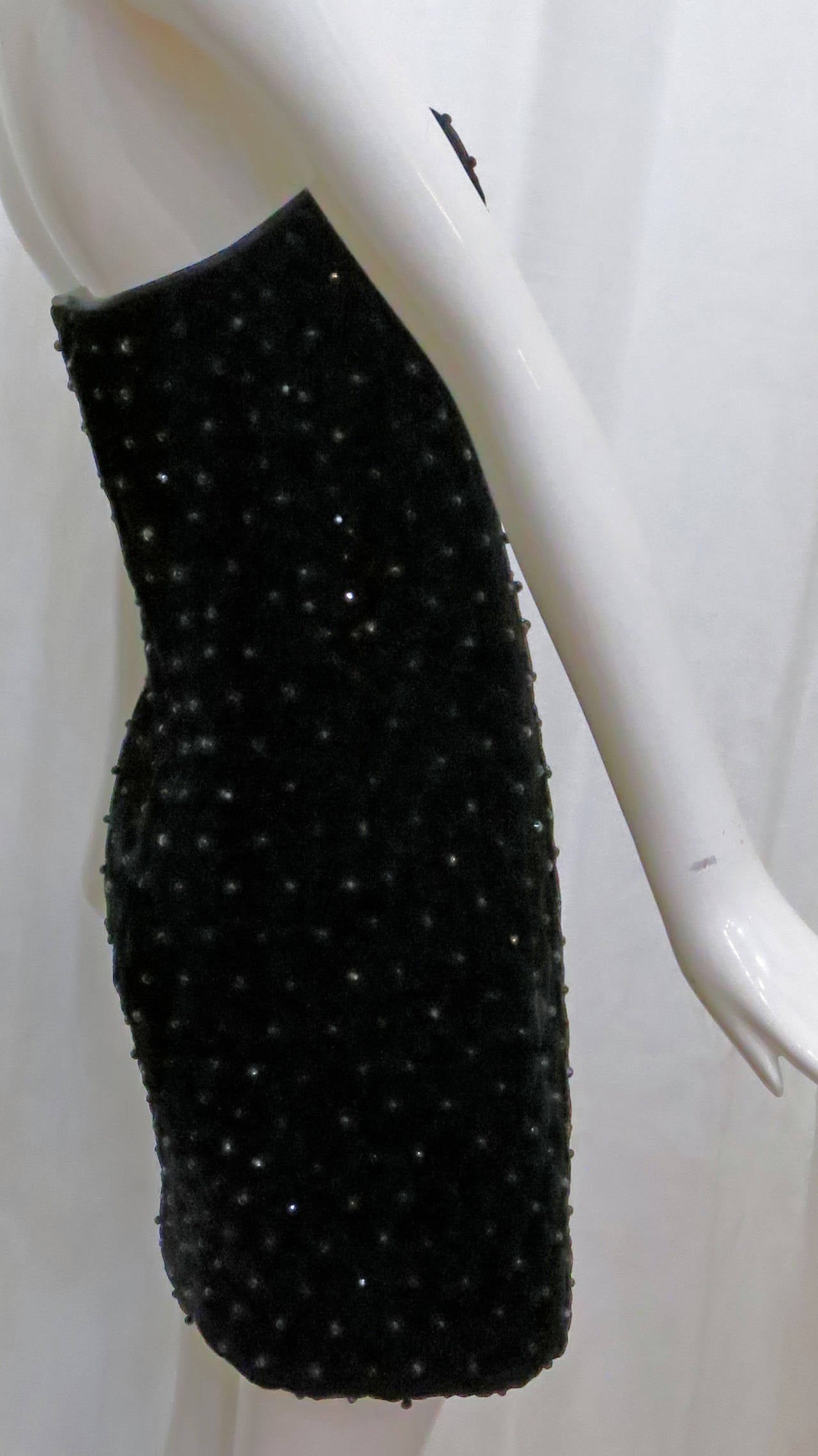 Women's 1980s Perry Ellis Quilted Black Velvet Strapless Mini Dress For Sale