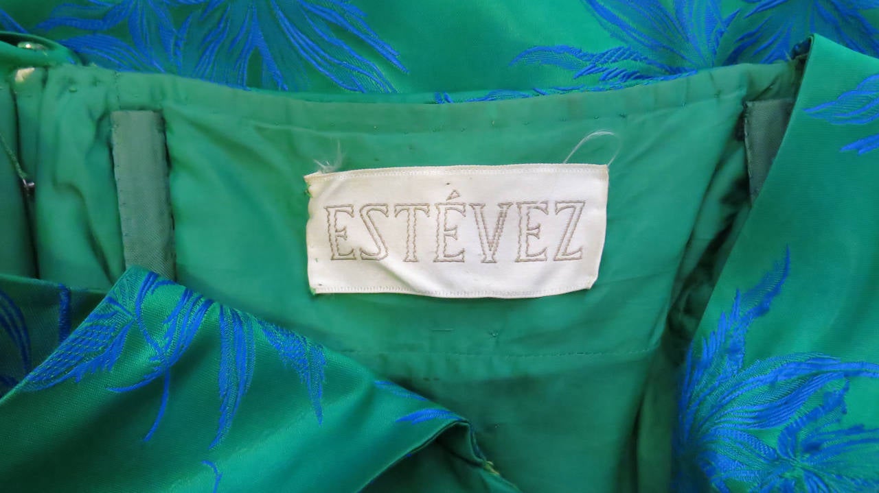 1960s Estevez Emerald Green Embroidered Silk Brocade Gown In Good Condition For Sale In Brooklyn, NY