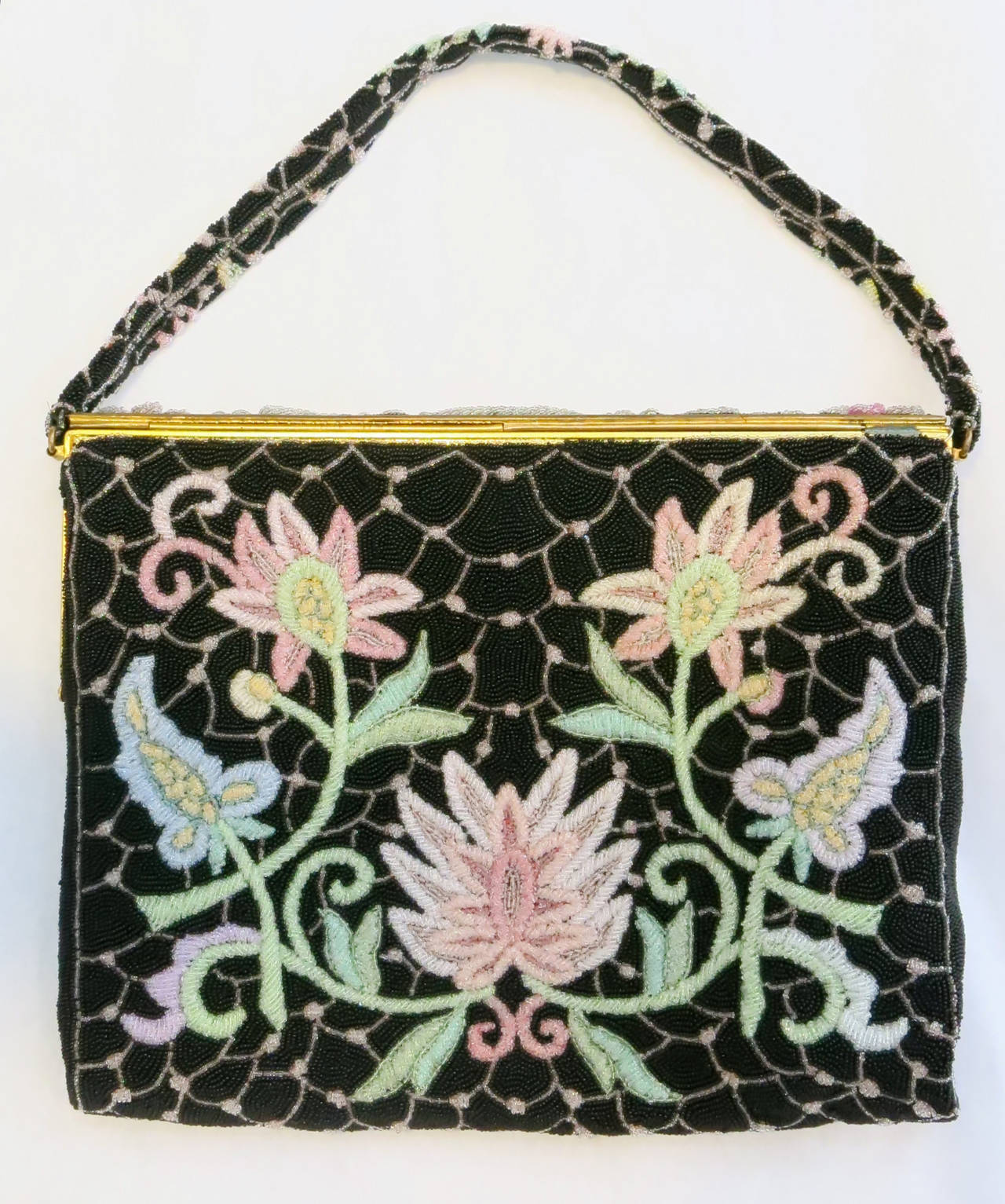 1940s Spritzer and Fuhrmann Beaded Evening Purse with Floral Motif