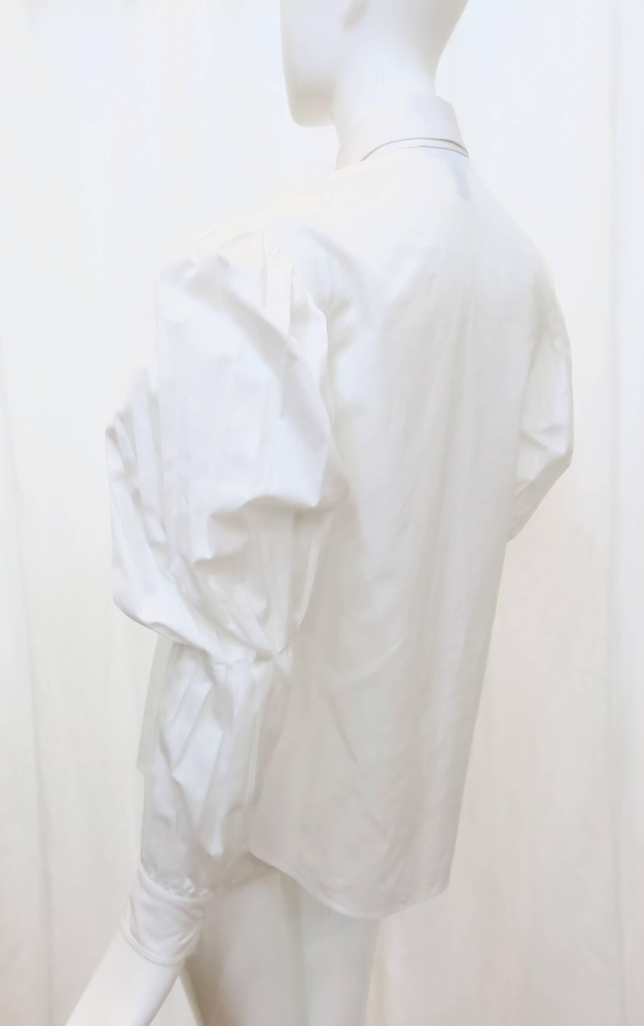 Ralph Lauren Purple Label White Blouse with Gigot Sleeves In Excellent Condition In Brooklyn, NY