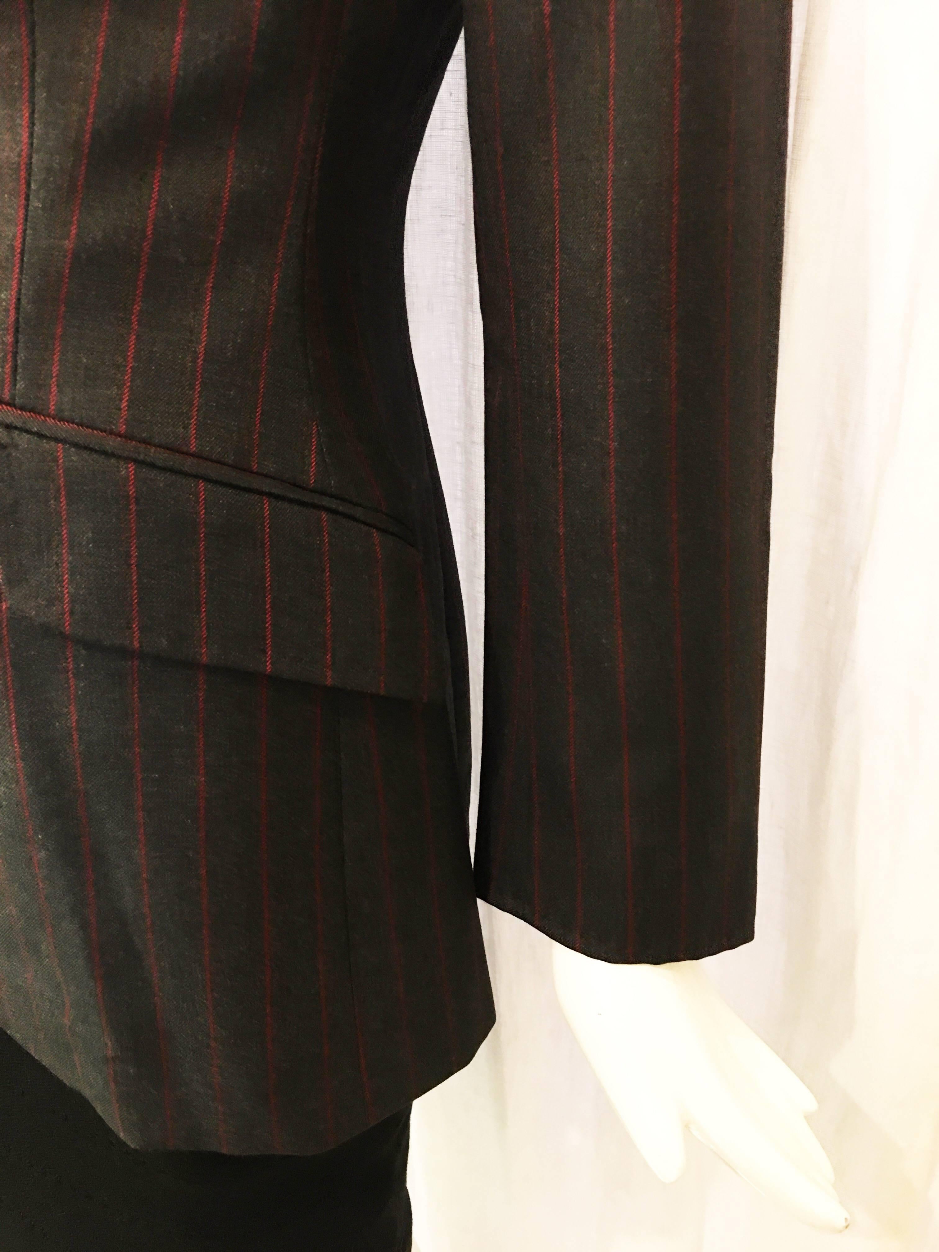 Dolce & Gabbana Gray Wool Fitted Striped Blazer  In Excellent Condition For Sale In Brooklyn, NY
