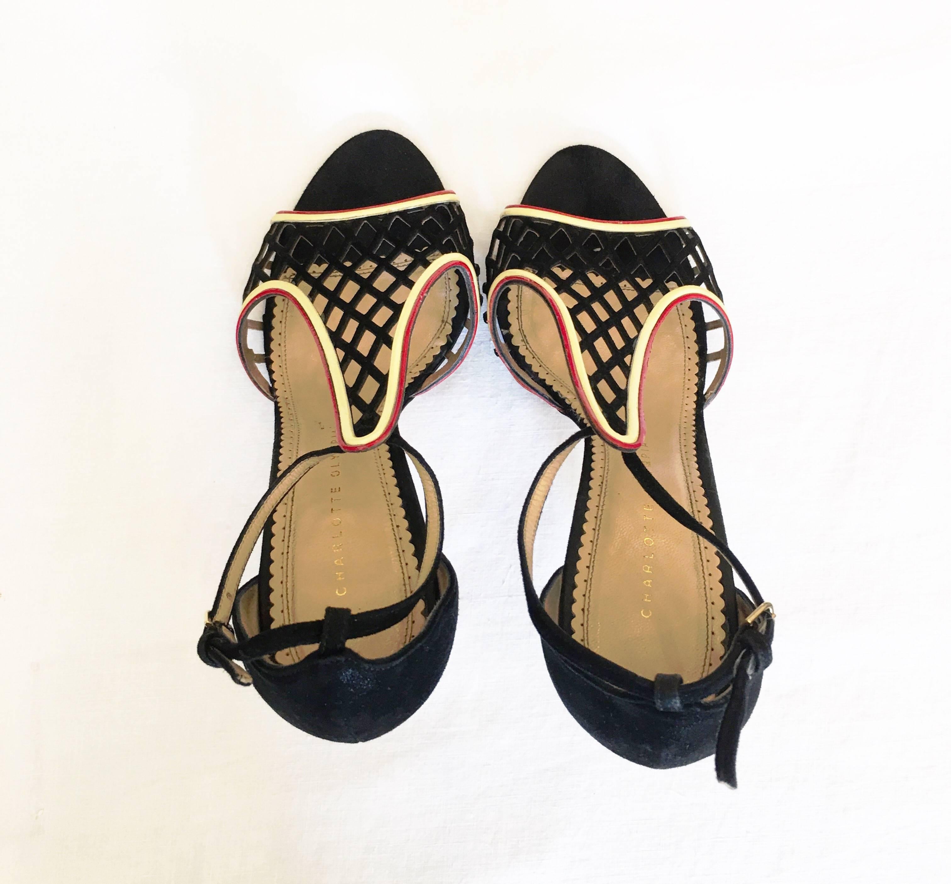 Charlotte Olympia Suede Stiletto Heels Size 42 In Excellent Condition For Sale In Brooklyn, NY