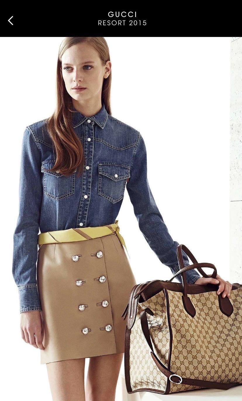 Minijupe en cuir Gucci en vente 3