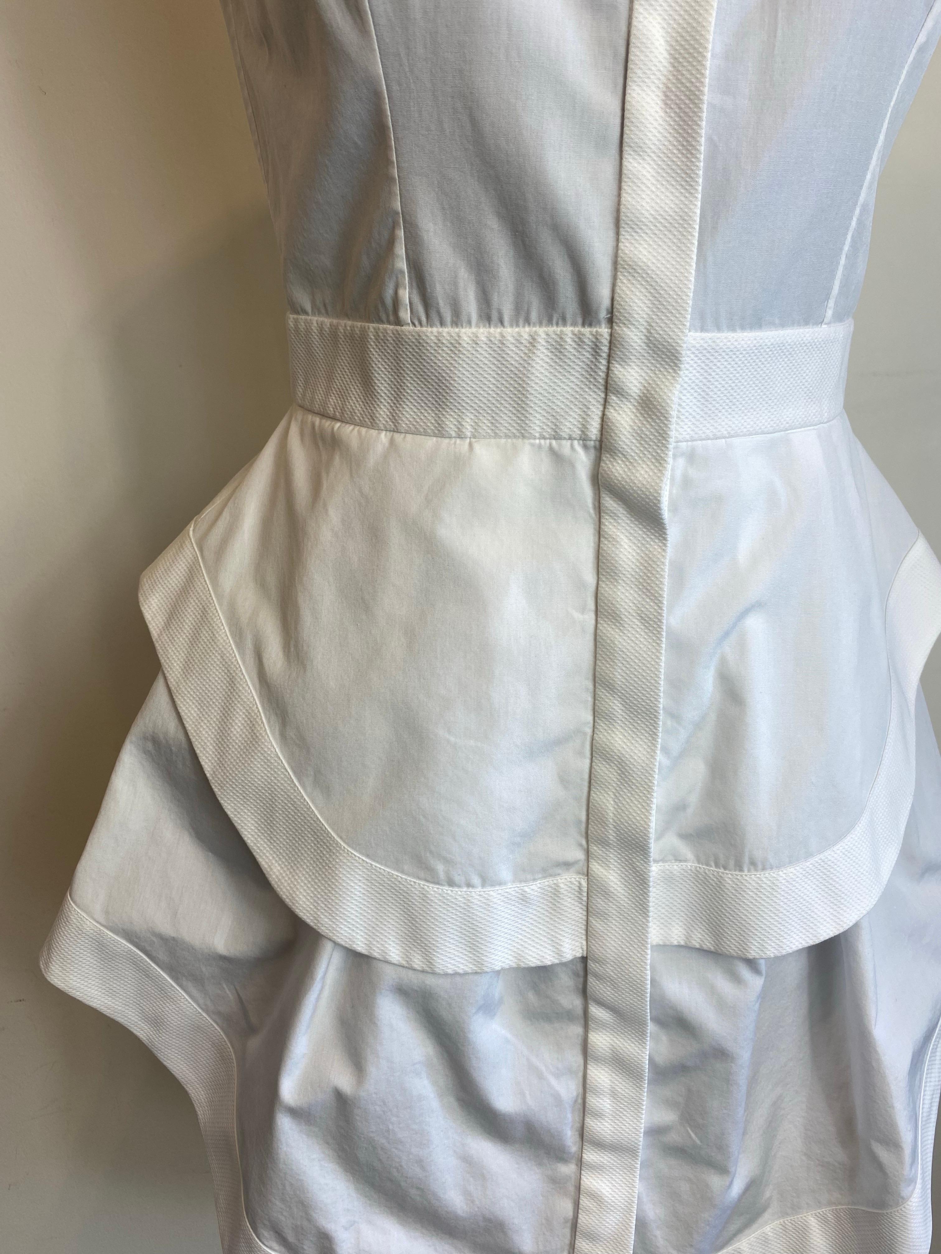 Robe midi blanche Alexander McQueen. Excellent état - En vente à Carnate, IT