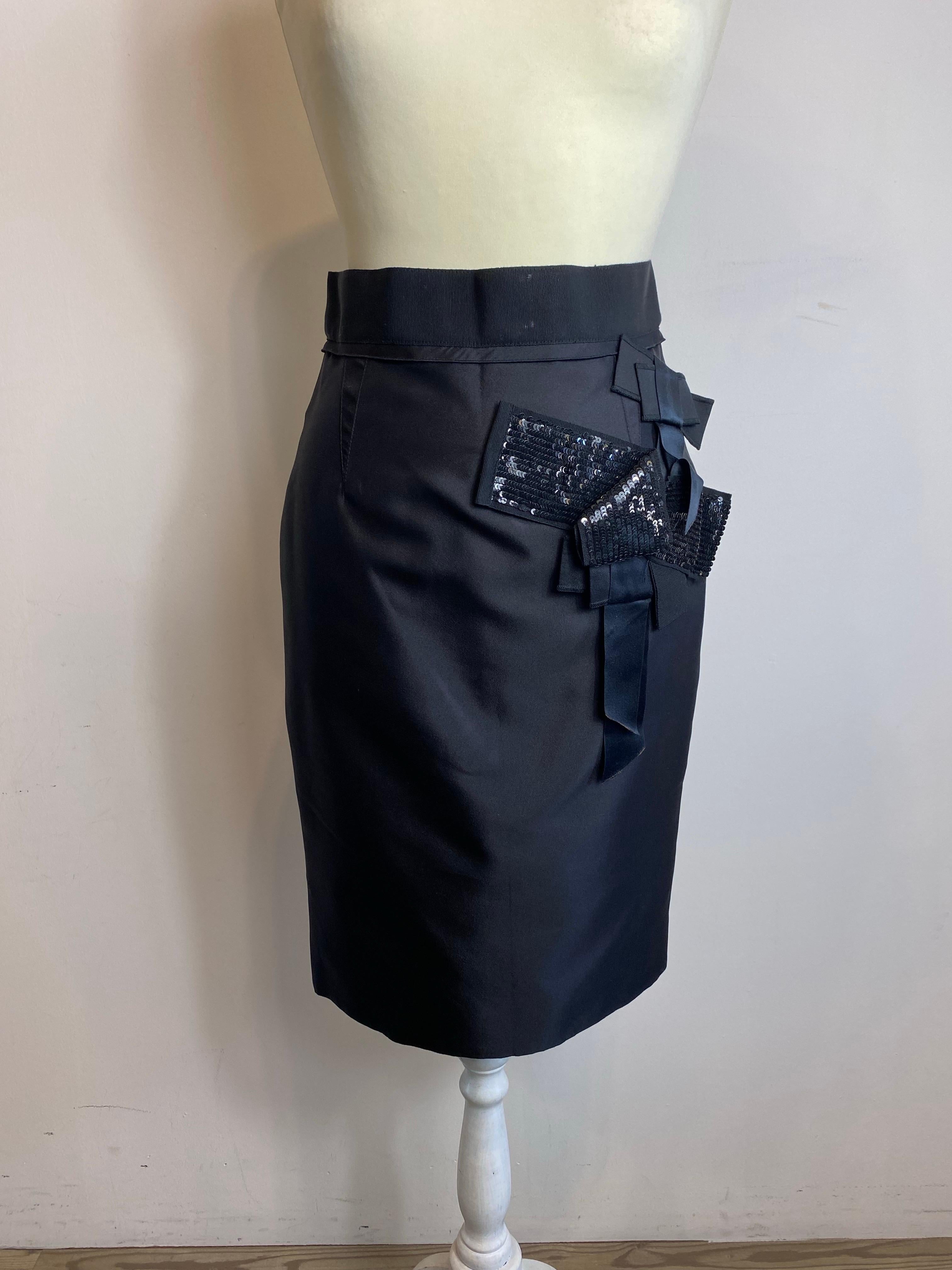 Conjunto de blazer y falda Dolce & Gabbana. en venta 4