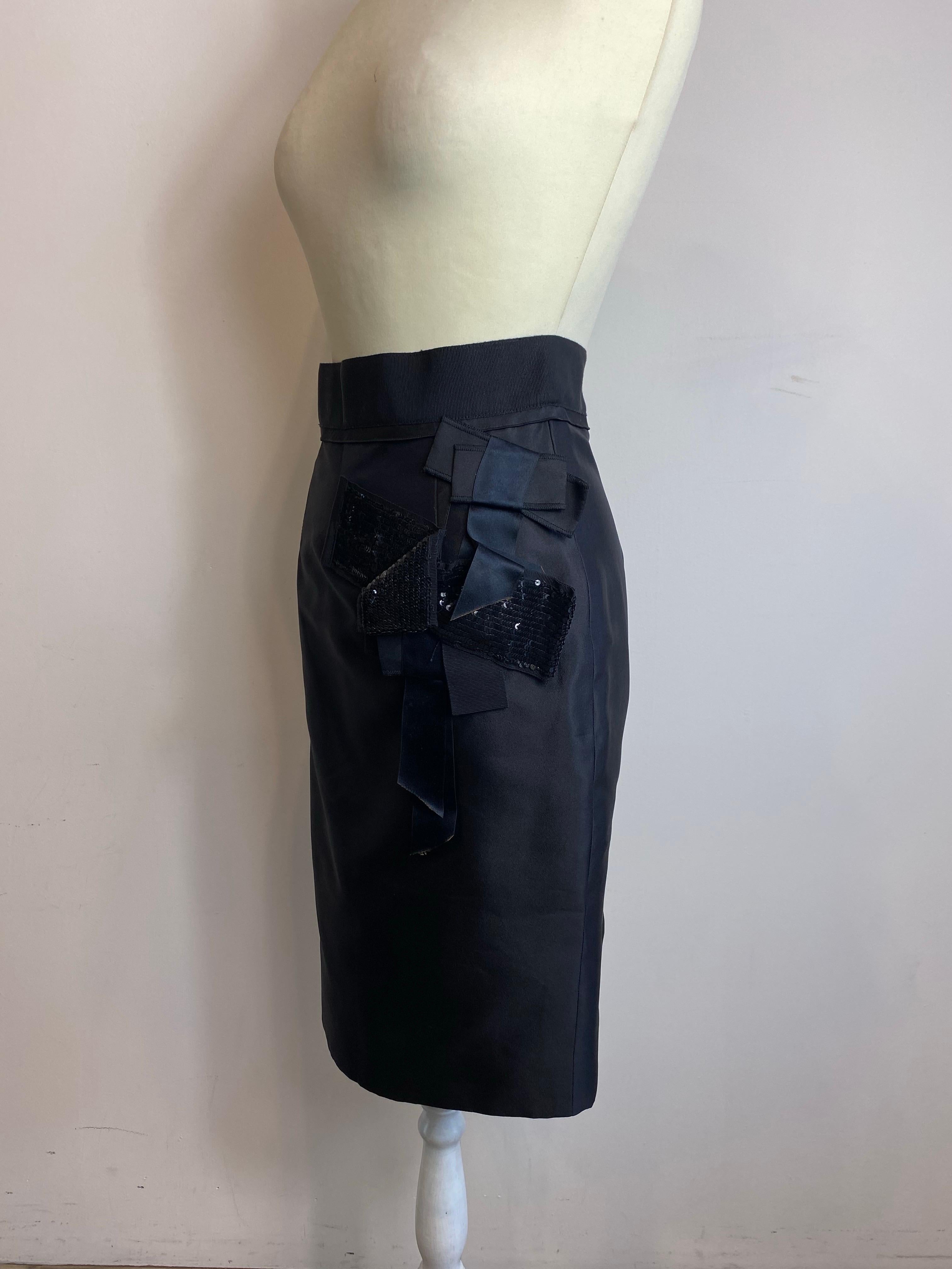 Conjunto de blazer y falda Dolce & Gabbana. en venta 8