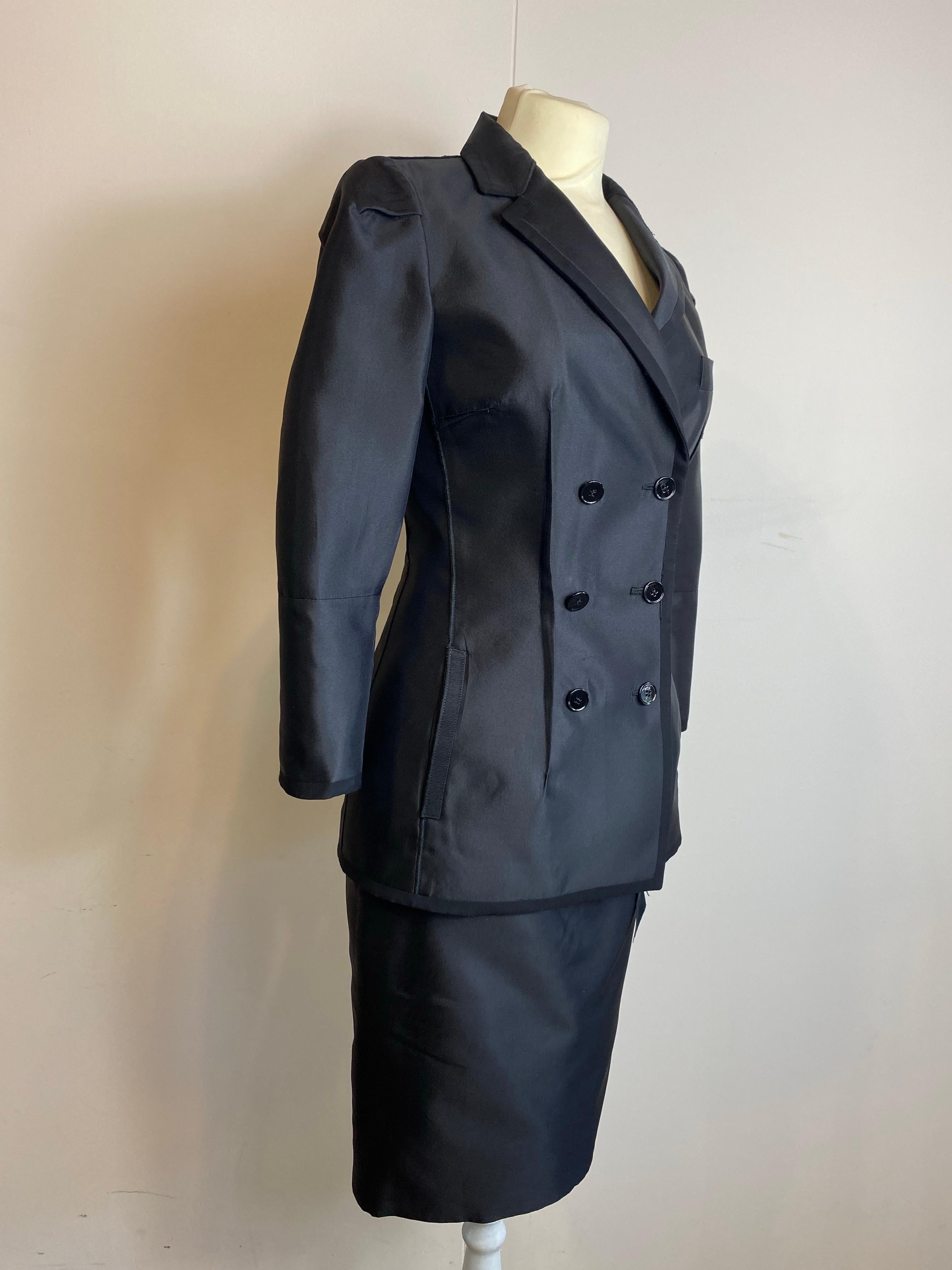 Femenino o masculino Conjunto de blazer y falda Dolce & Gabbana. en venta