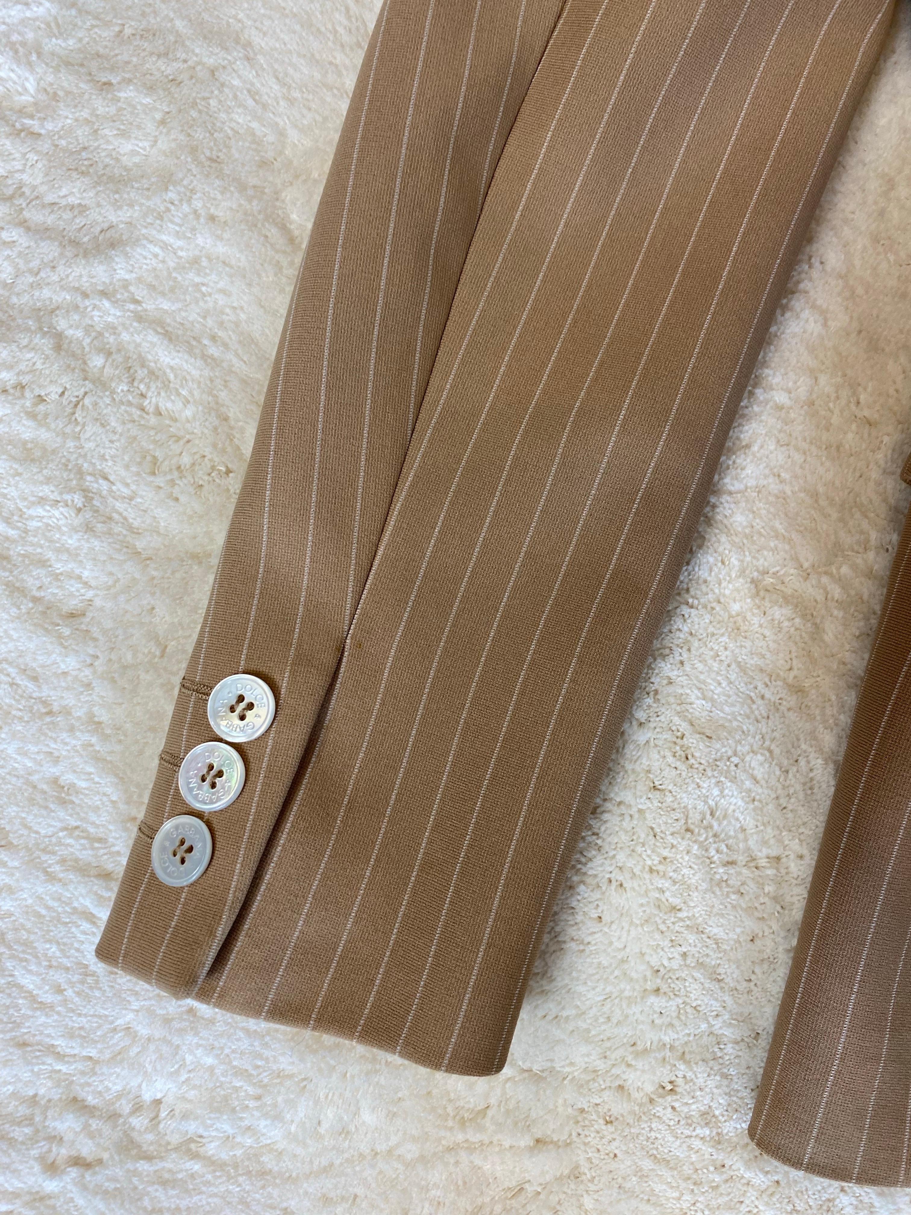 Blazer rayé beige Dolce & Gabbana. en vente 6