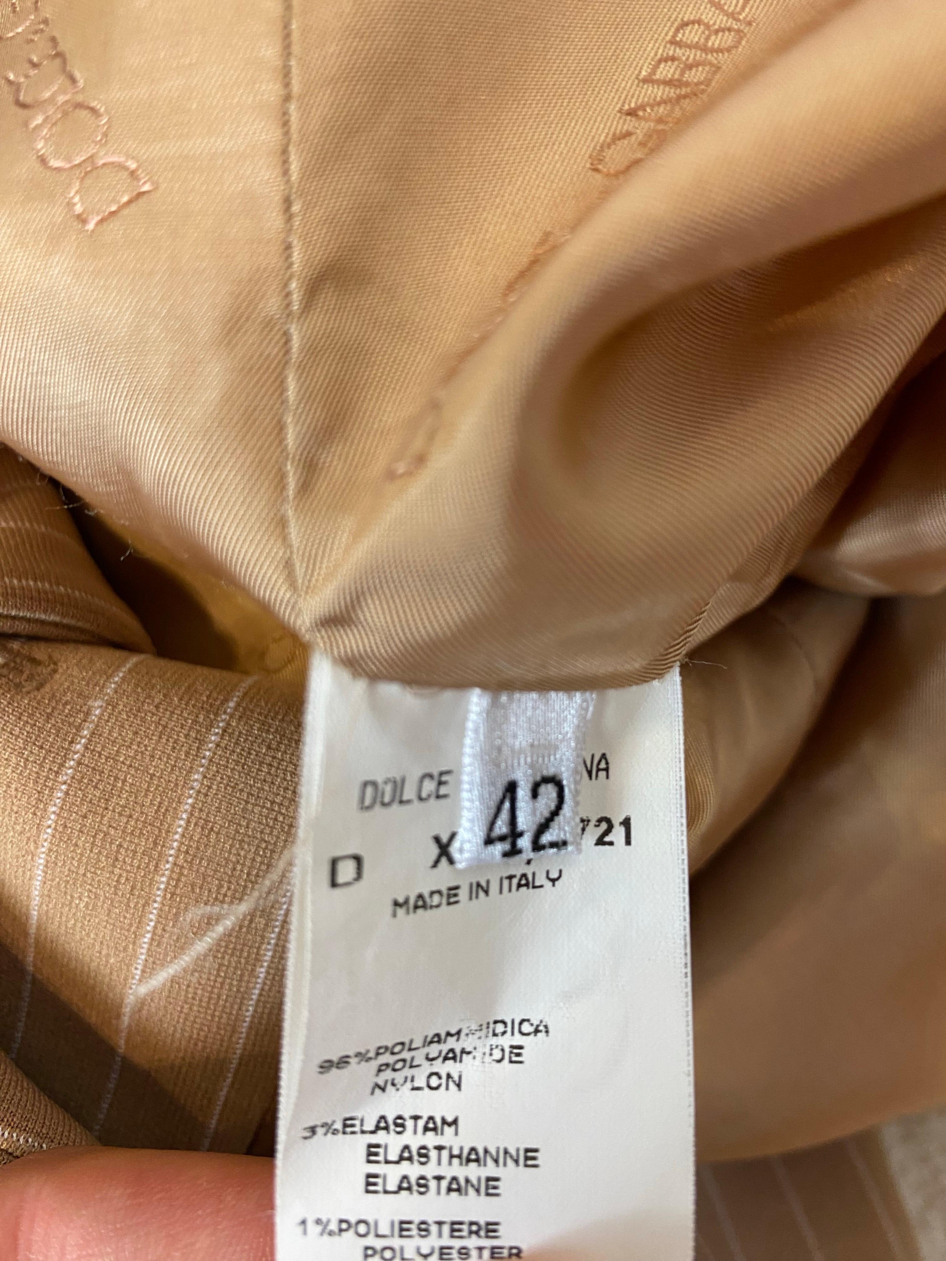 Blazer rayé beige Dolce & Gabbana. en vente 9