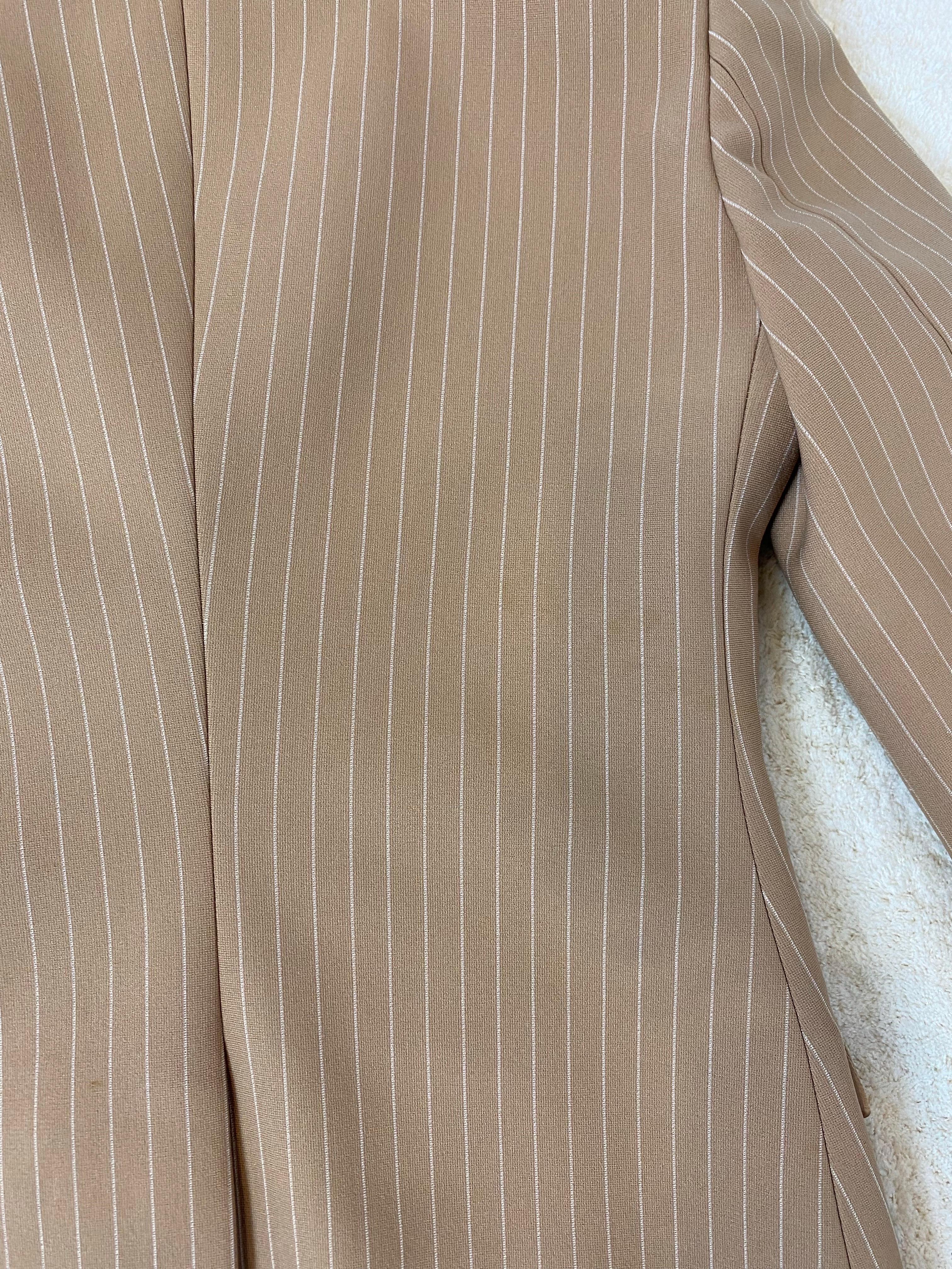 Blazer rayé beige Dolce & Gabbana. en vente 8