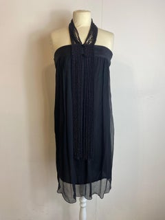 Schwarzes perlenbesetztes Midikleid von Kookai.