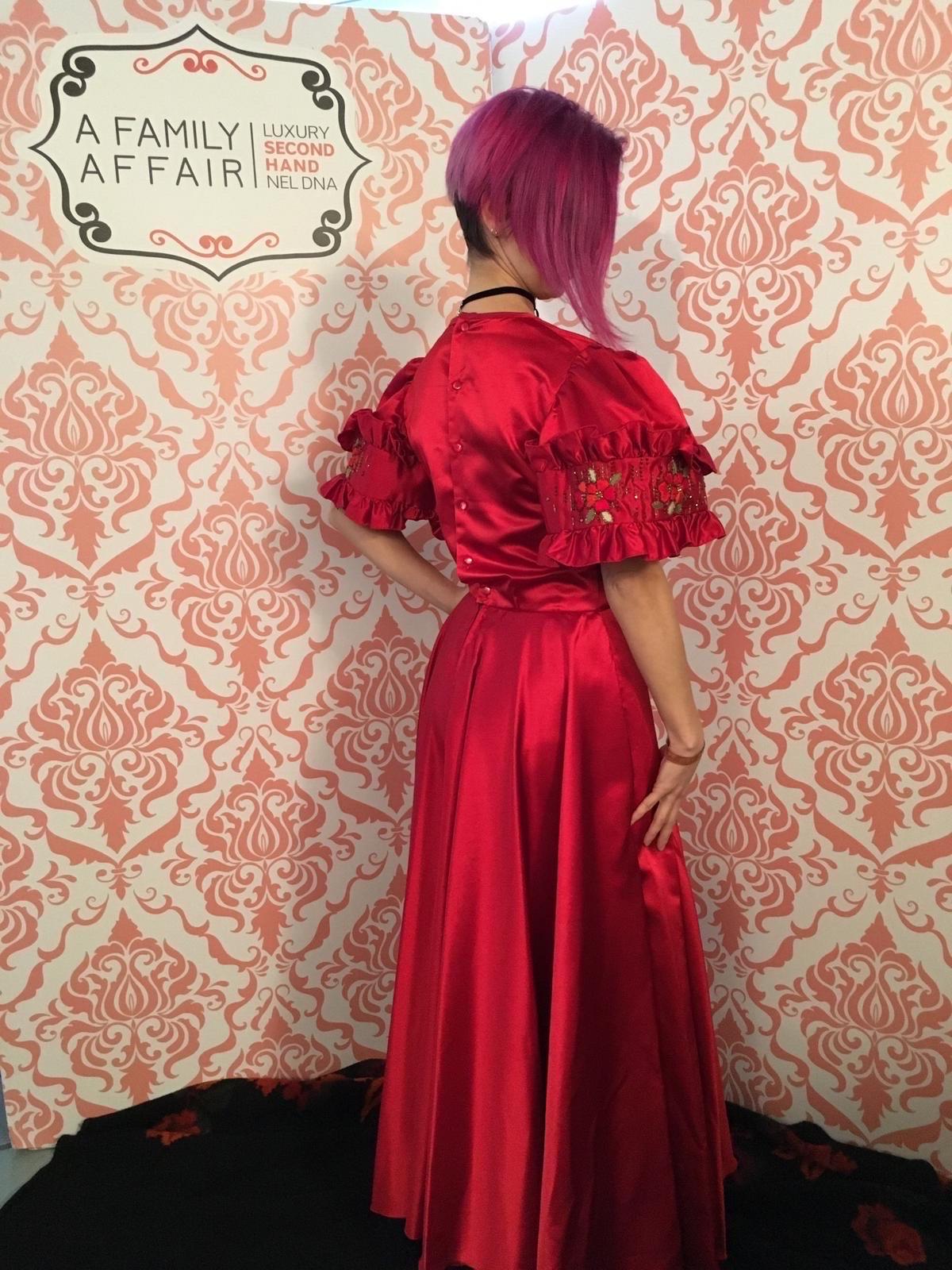 Robe vintage en soie rouge Yves Saint Laurent en vente 5