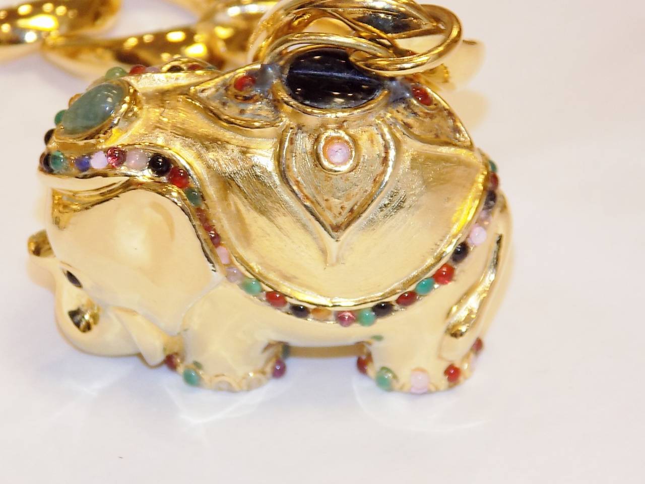 Judit Leiber one of a kind Belt with Jeweled Elephants In Excellent Condition For Sale In New York, NY
