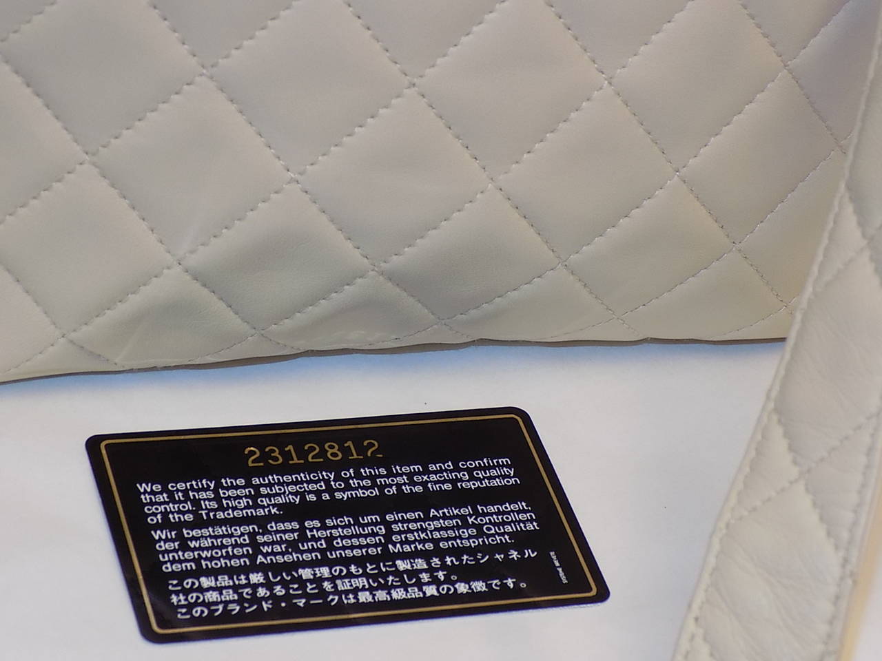 Chanel Creme lambskin quilted  shoulder bag For Sale 6
