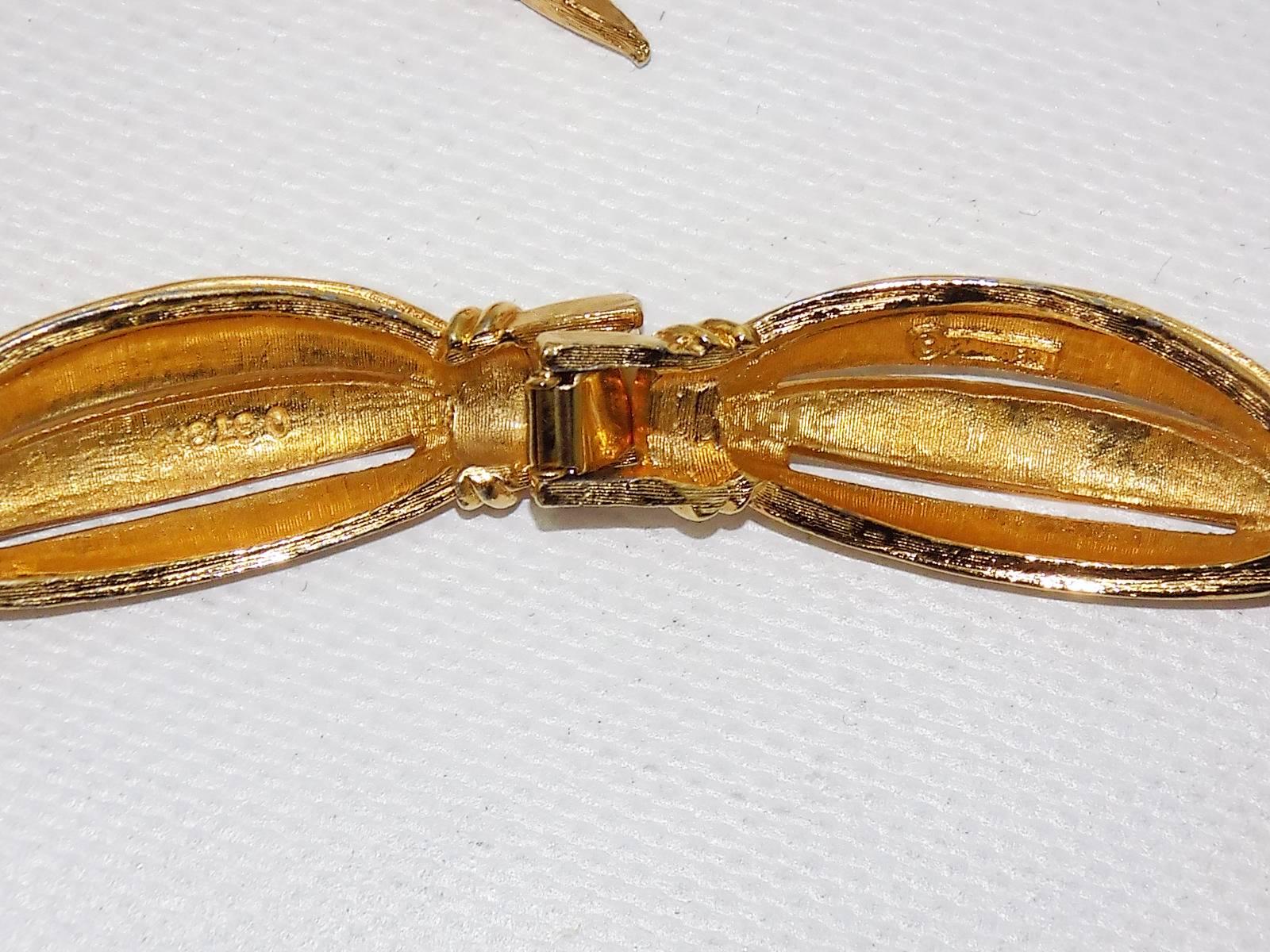 Vintage Boucher  massive  gold  choker necklace and drop earrings set 6
