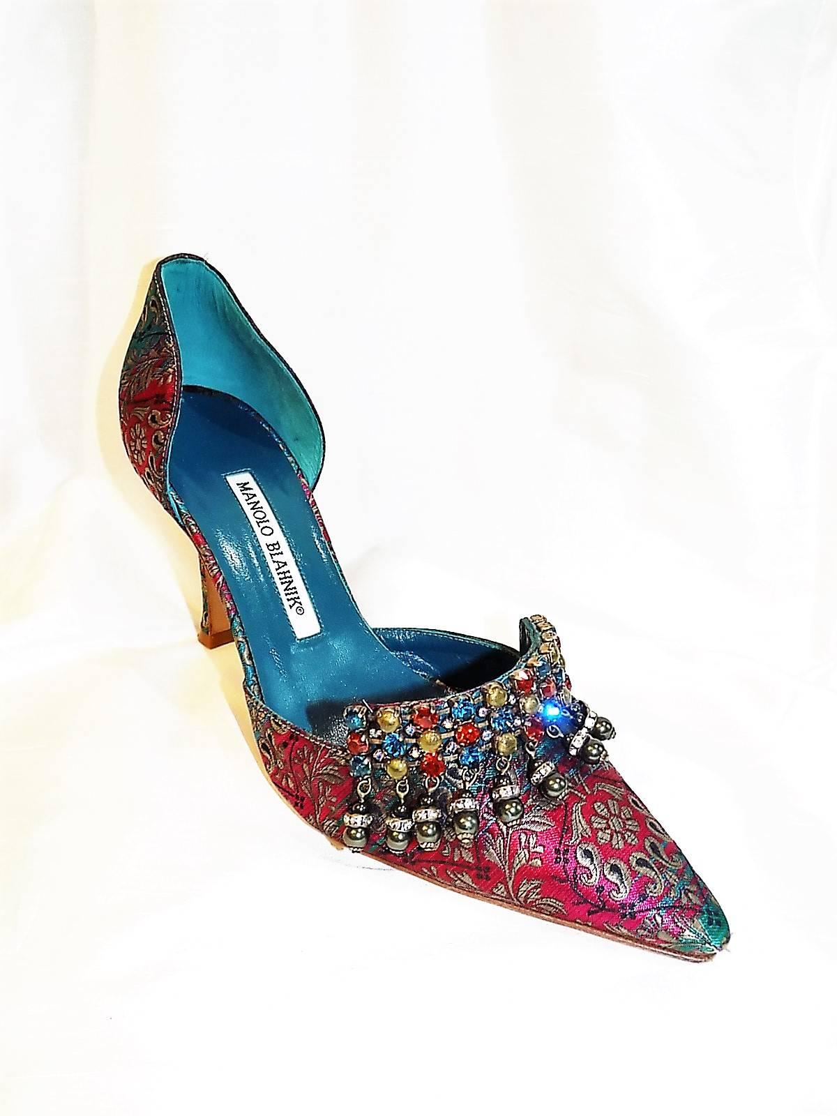 Women's Manolo Blahnik worn once brocade jeweled evening shoes size 37 