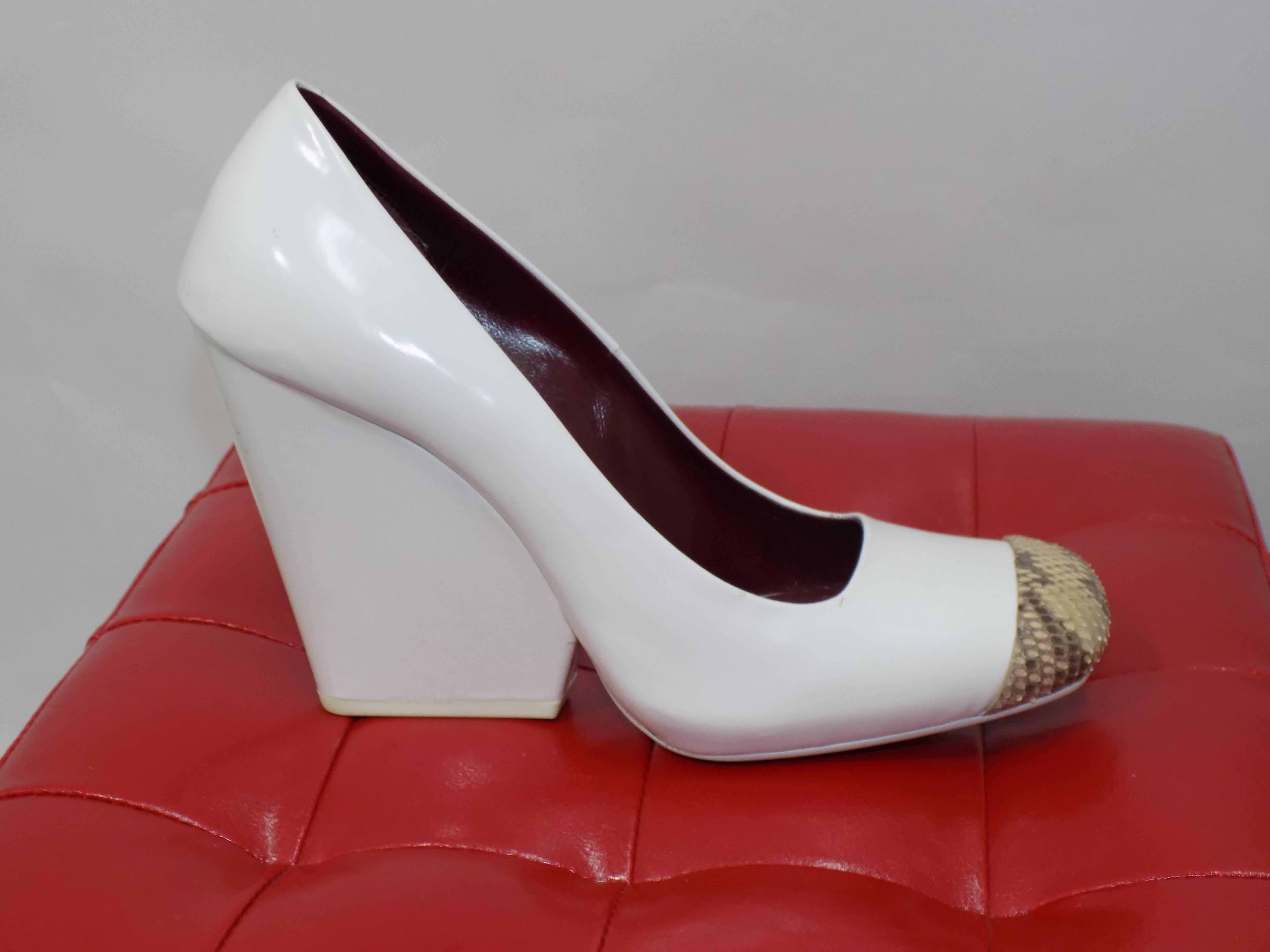 Celine  white pump with chunky heel and snake tip new in box sz 8.5 1