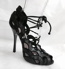 Fabulous Tom Ford Black Cut Out Black Leather stiletto  Sandals
