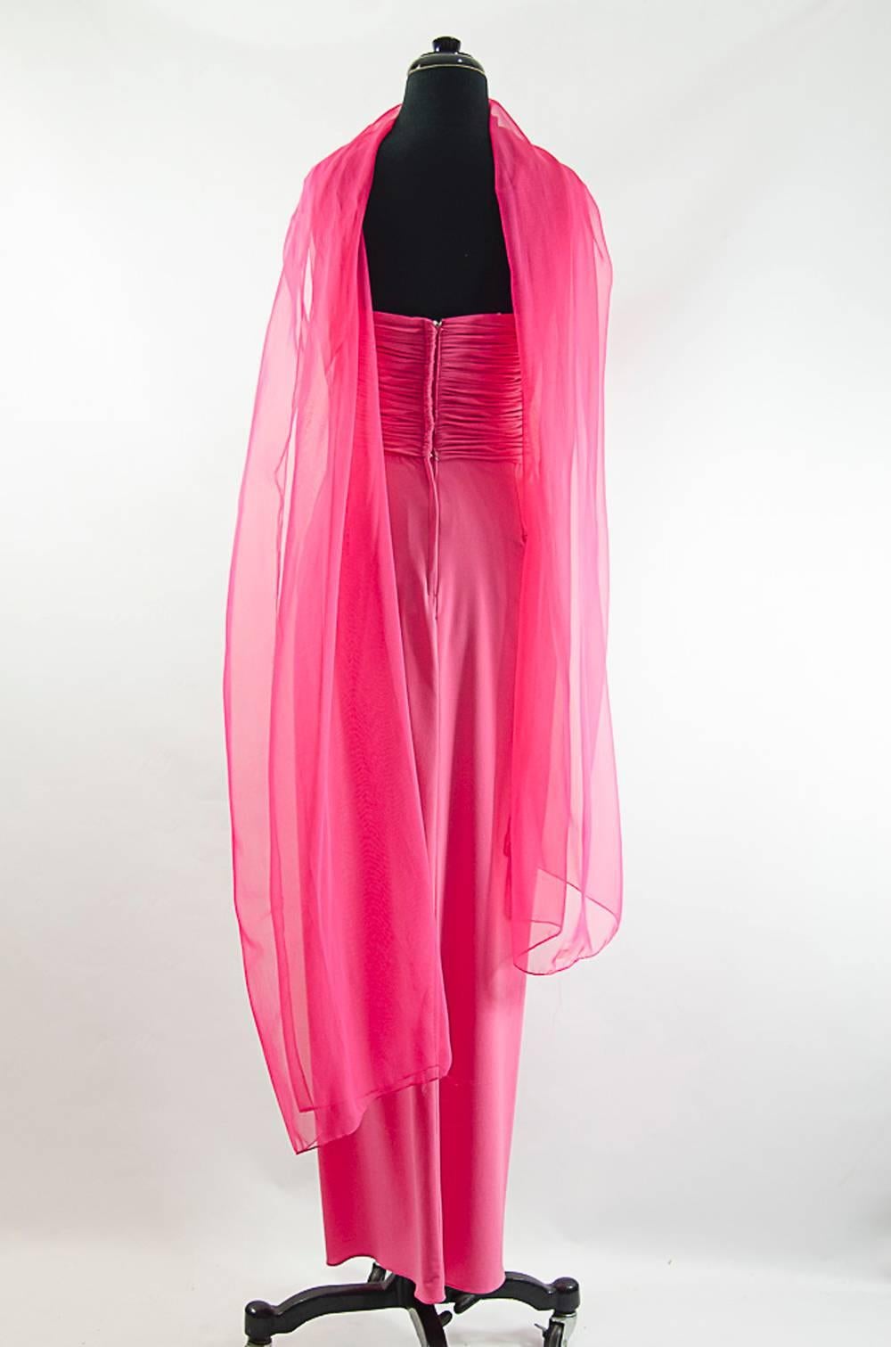 Pink Victor Costa Beautiful Hollywood  glamor strapless pink gown with long shawl For Sale