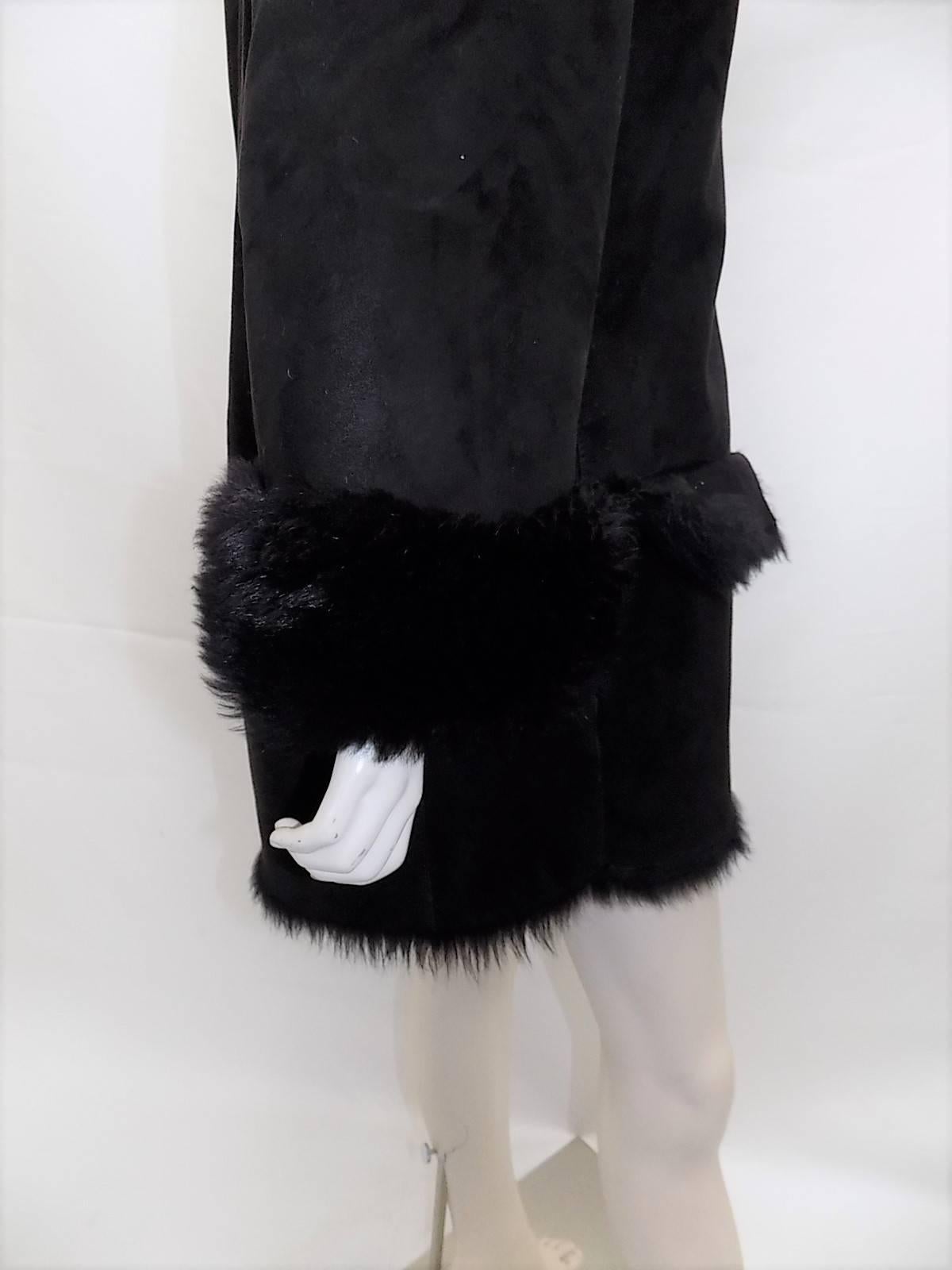 Gucci black long hair luxurious  shearling coat jacket sz  40 In Excellent Condition In New York, NY