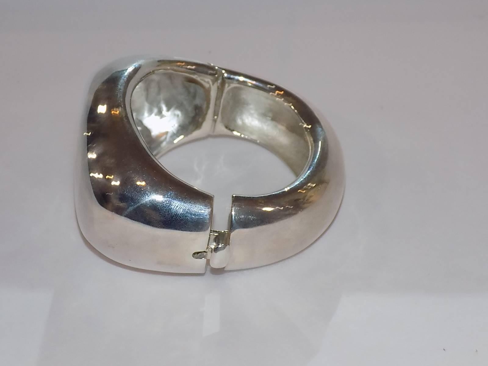 Bill Schiffer 925 Massive sterling silver Dome cuff bracelet In New Condition For Sale In New York, NY