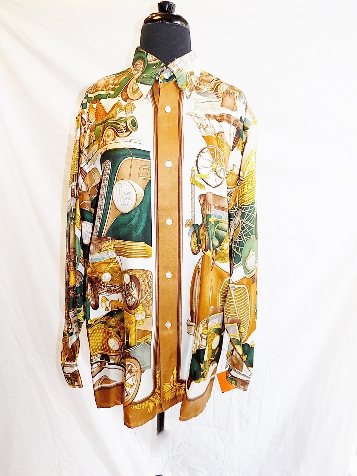NWT Vintage Hermès silk shirt  AUTOMOBILE designed by Joachim Metz For Sale 1