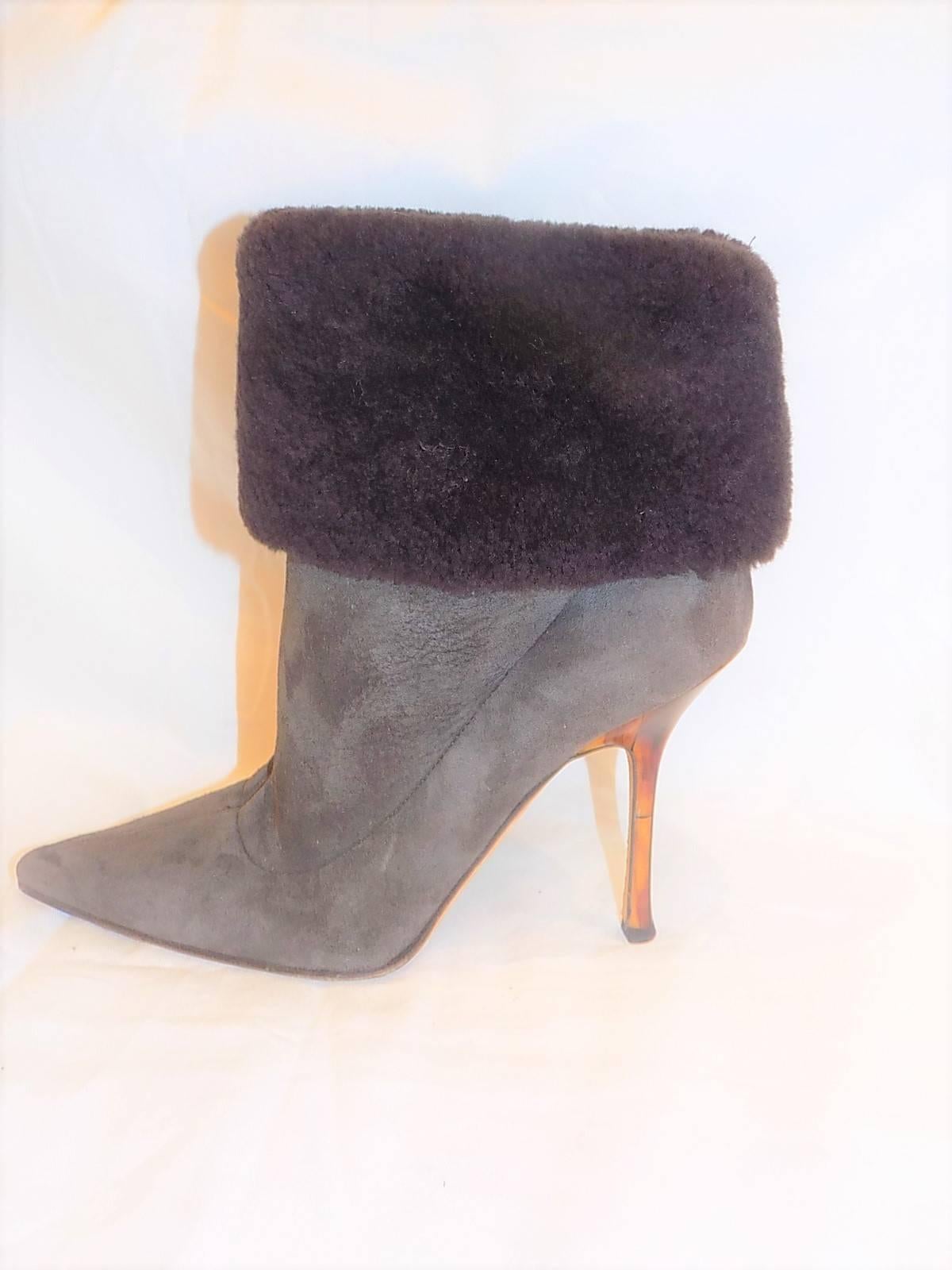 Women's Jimmy Choo ankle suede shearling boots sz 39 For Sale