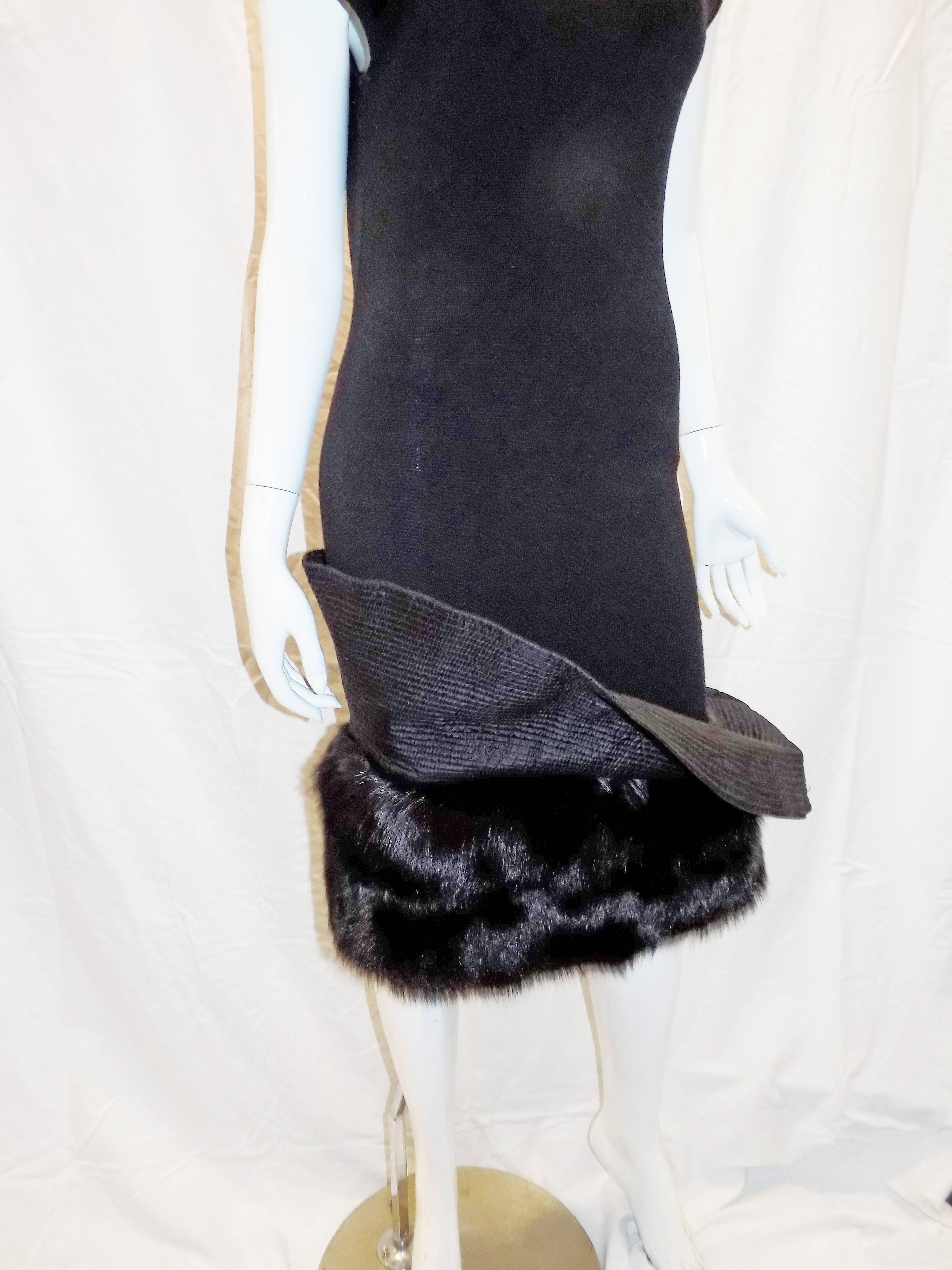 Gianfranco Ferre Vintage black knit cocktail dress with fox Fur trim For Sale 1