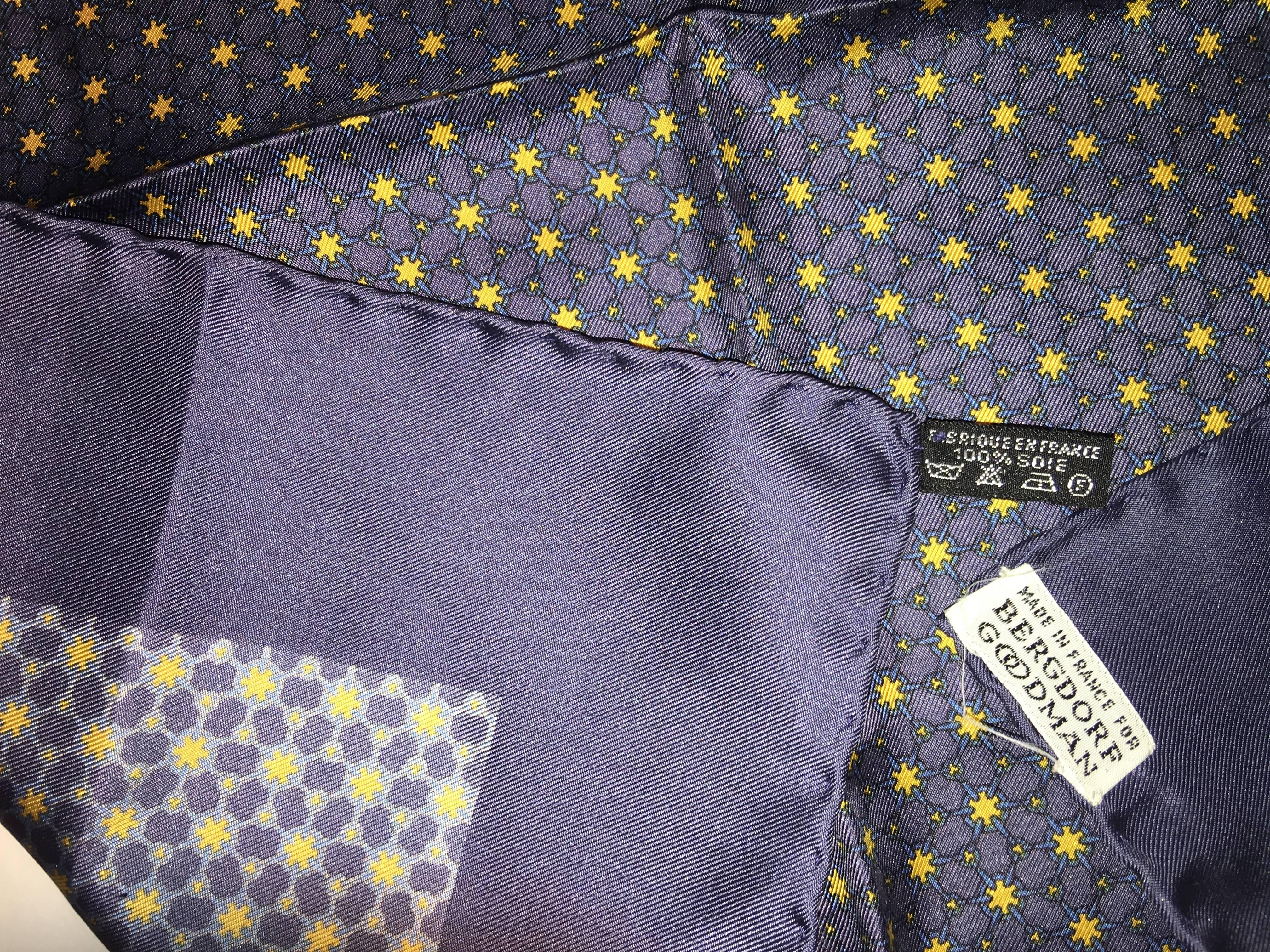 Hermes Midnight Blue pocket square  scarf with stars  In New Condition For Sale In New York, NY