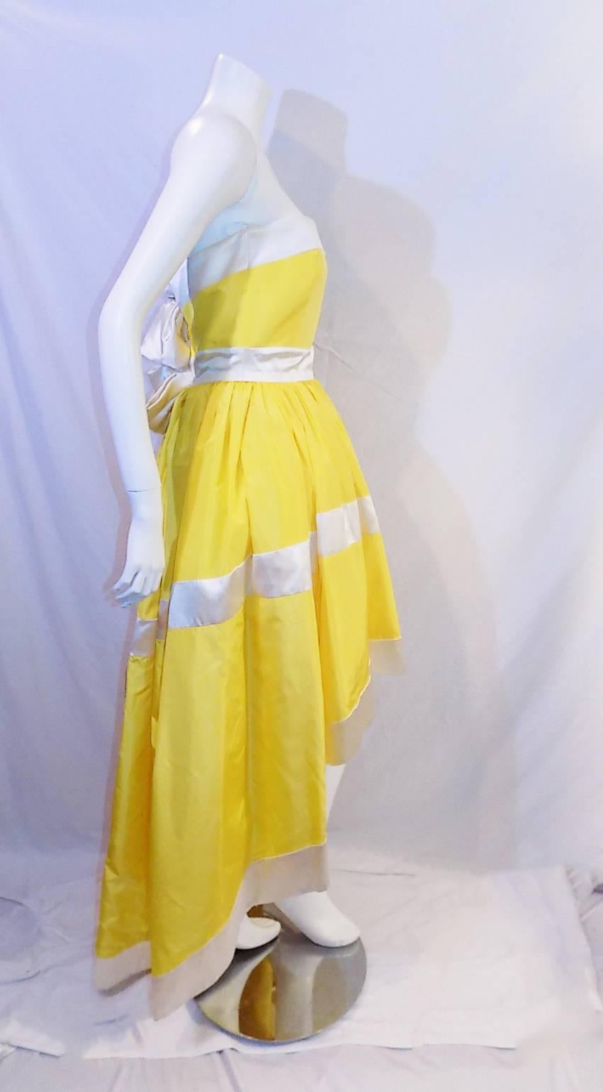 Escada silk  Corset  dress/ gown Yellow silk Taffeta SO PRETTY!!!  In Excellent Condition For Sale In New York, NY
