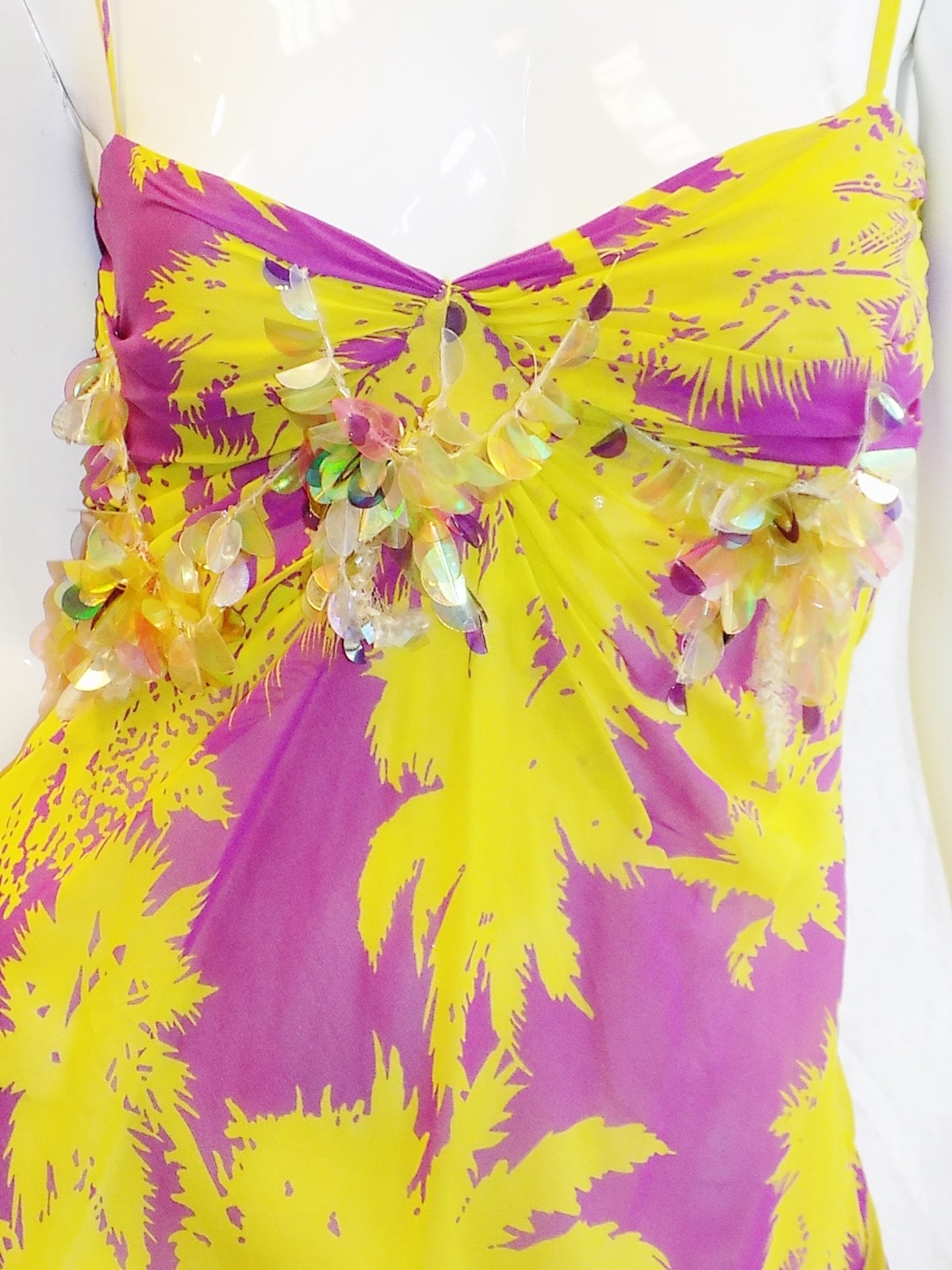 Say Aloha in Tropical beaded silk chiffon Long Dress by Iceberg In New Condition For Sale In New York, NY