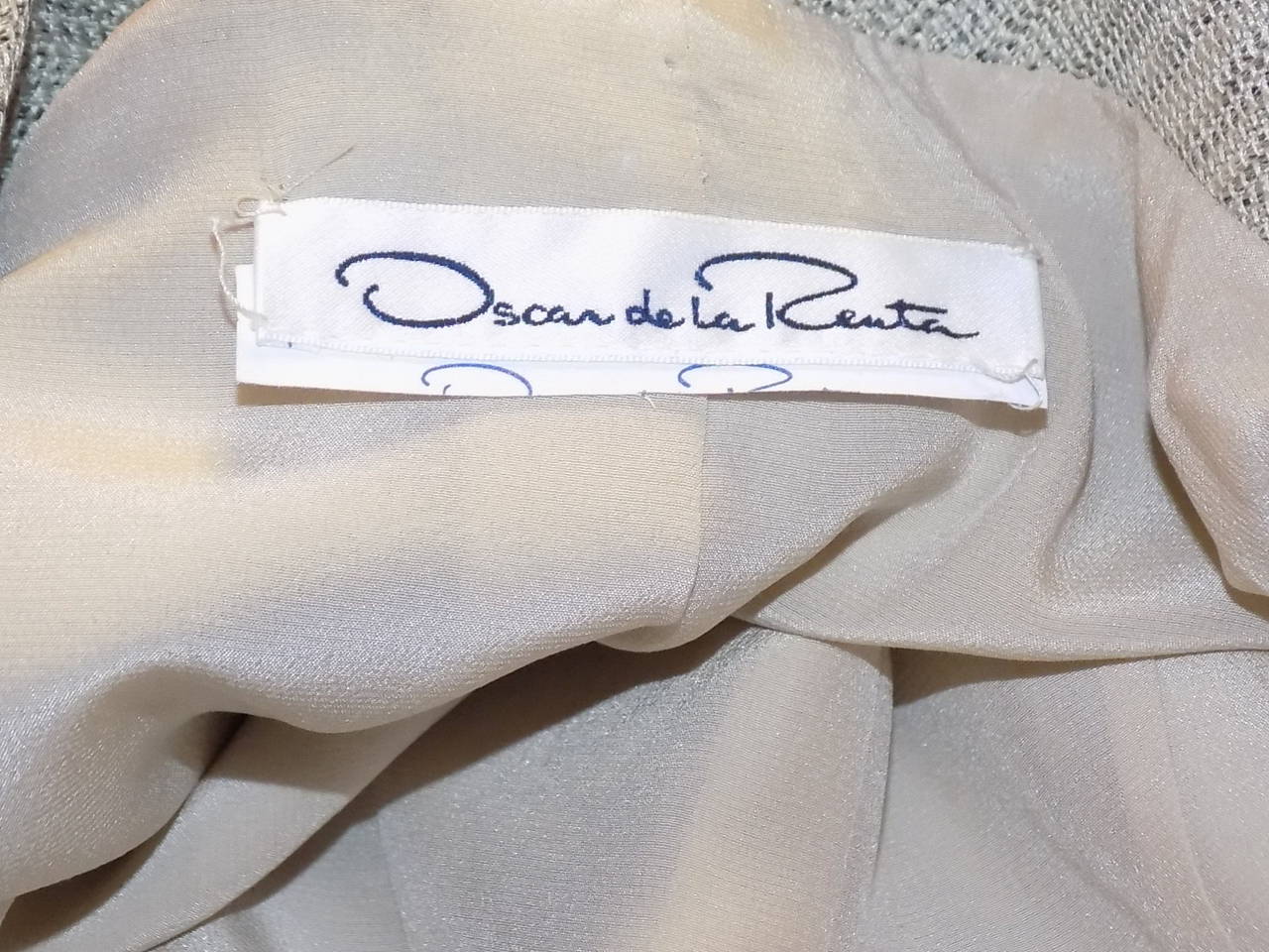 Summer SALE!!! Oscar De la Renta  Executive  power skirt suit raw silk sz 2 1
