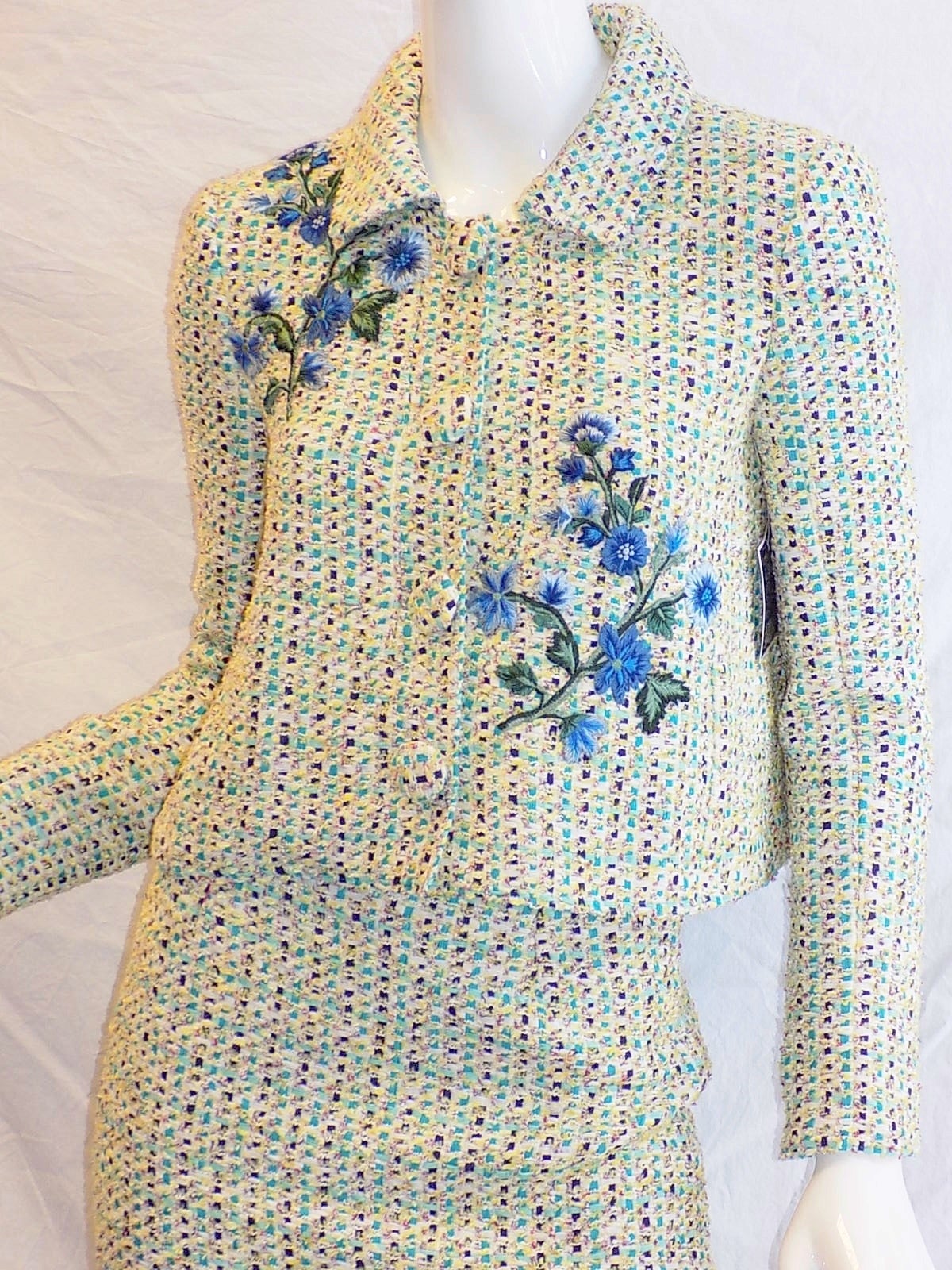 Women's Oscar De la Renta New  Vintage style  Stunning Spring summer skirt suit sz 4