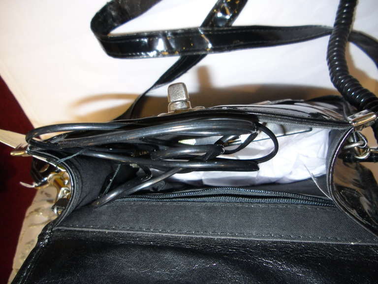 Ring-Ring! Retro Phone Bag is Calling! In Excellent Condition In New York, NY