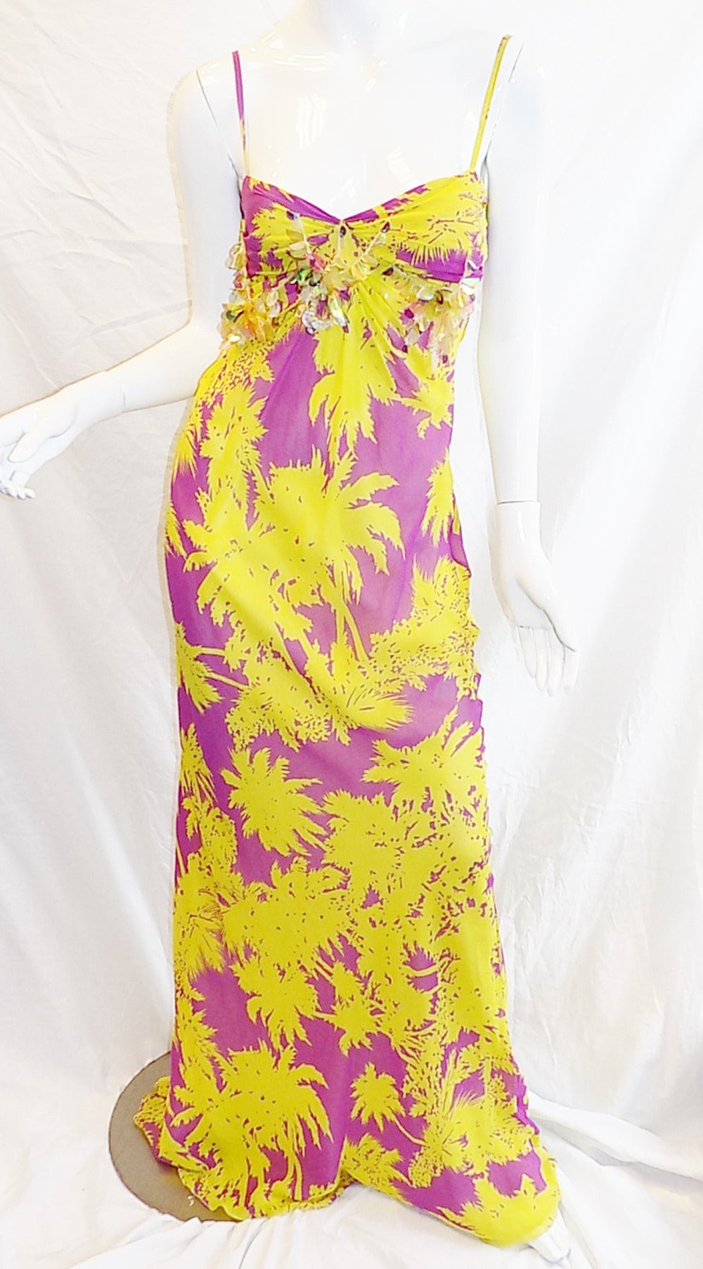 Say Aloha in Tropical beaded silk chiffon Long Dress by Iceberg For Sale 2