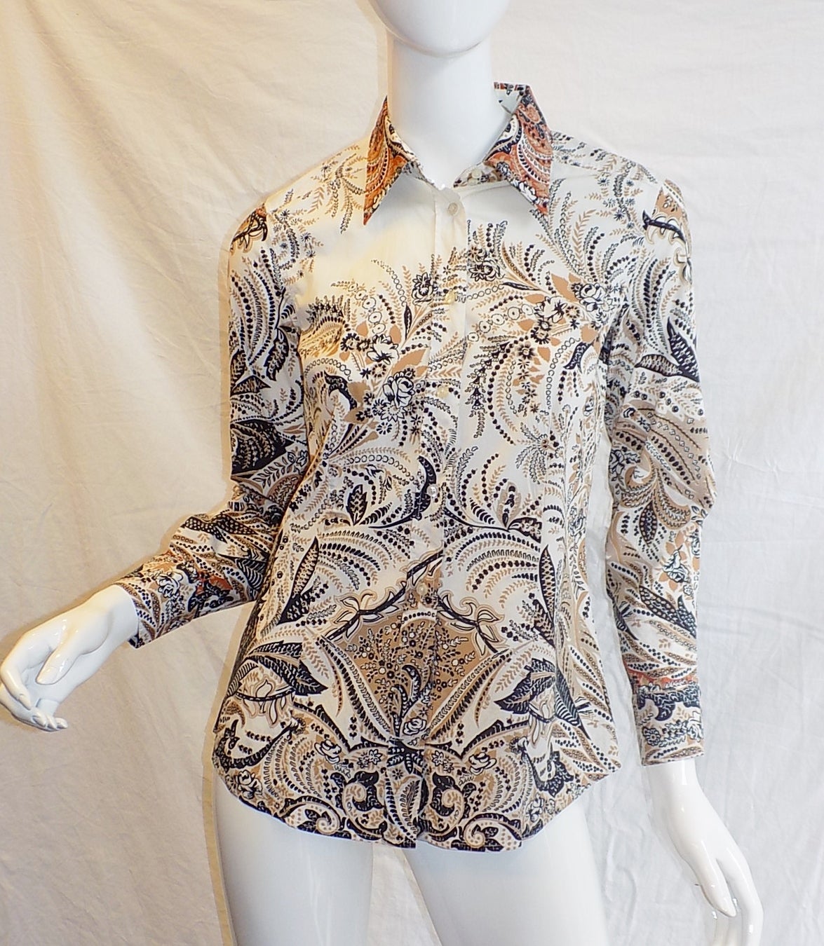 Etro Print  Fitted Buttondown Cotton Shirt In Excellent Condition In New York, NY