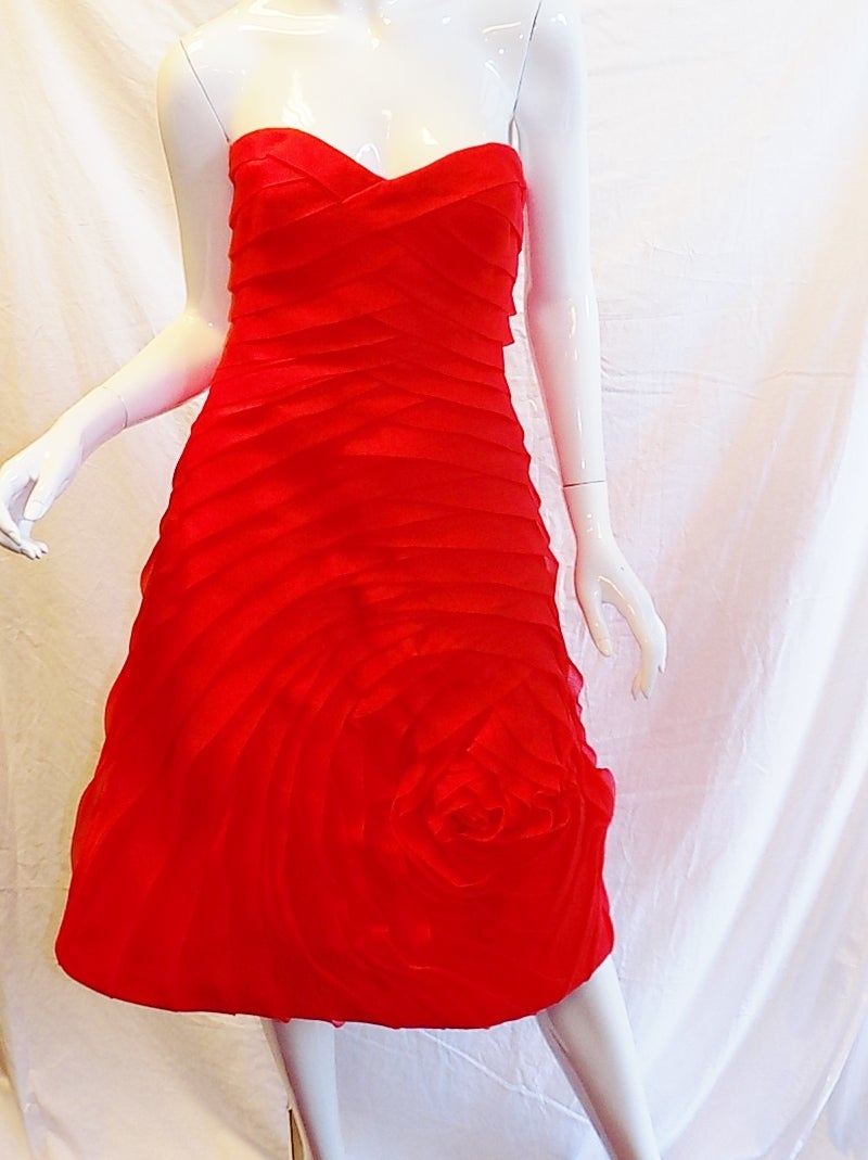 Red Carmen Marc Valvo Couture Flower Pleat Party  Dress Framboise red For Sale