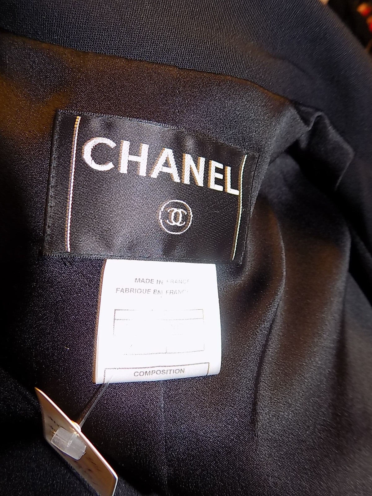 Chanel Long Black jacket-coat  in tune with any season  2007 Spring 40 4
