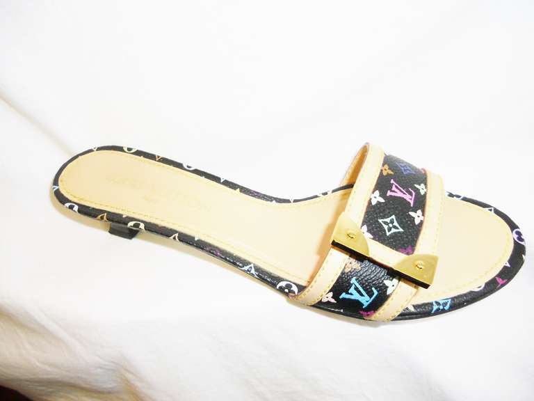 Louis Vuitton murakami sandals size 39.10