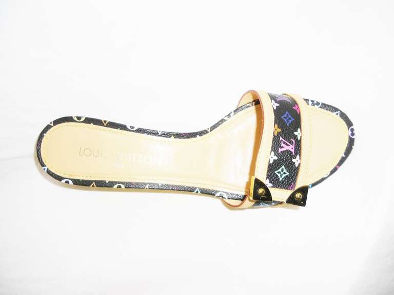 Louis Vuitton Murakami sandals In Excellent Condition In New York, NY
