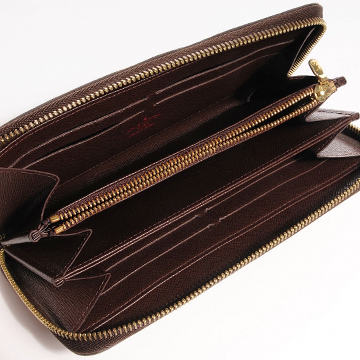 Louis Vuitton Zippy Travel Wallet DAMIER BROWN Clutch at 1stdibs