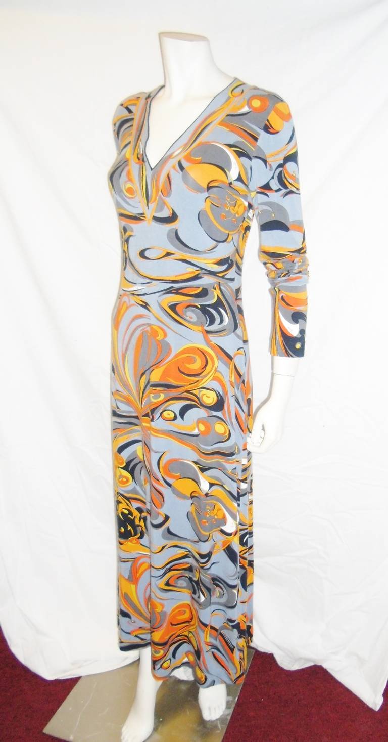 SUMMER SALE!!! Emilio Pucci Long Sleeves  Maxi V neck Cotton Dress In Excellent Condition In New York, NY