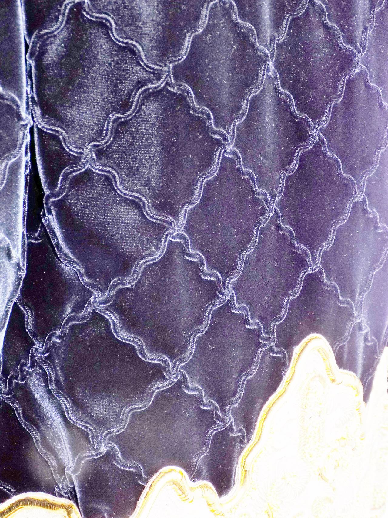 Women's Michael NOVARESE Vintage  velvet  diamond quilt gold embroidery beaded jacket For Sale