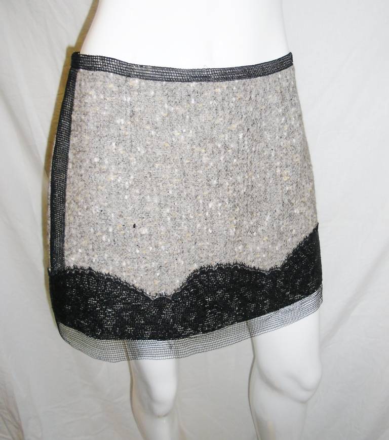 Rochas tweed and sequin lace  mini skirt In New Condition For Sale In New York, NY