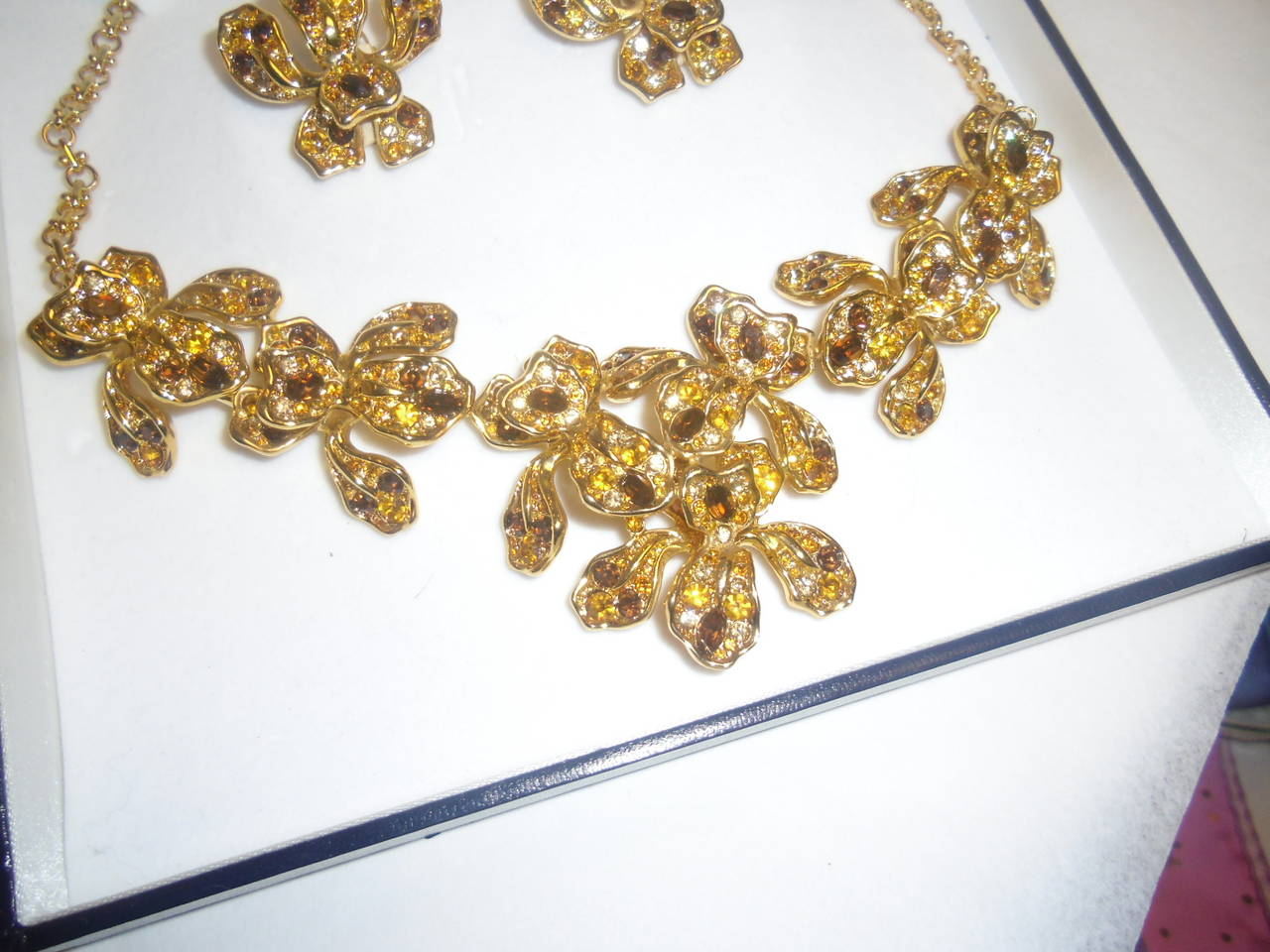 Kenneth Jay Lane Vintage Orchid Necklace and Earrings For Sale 3