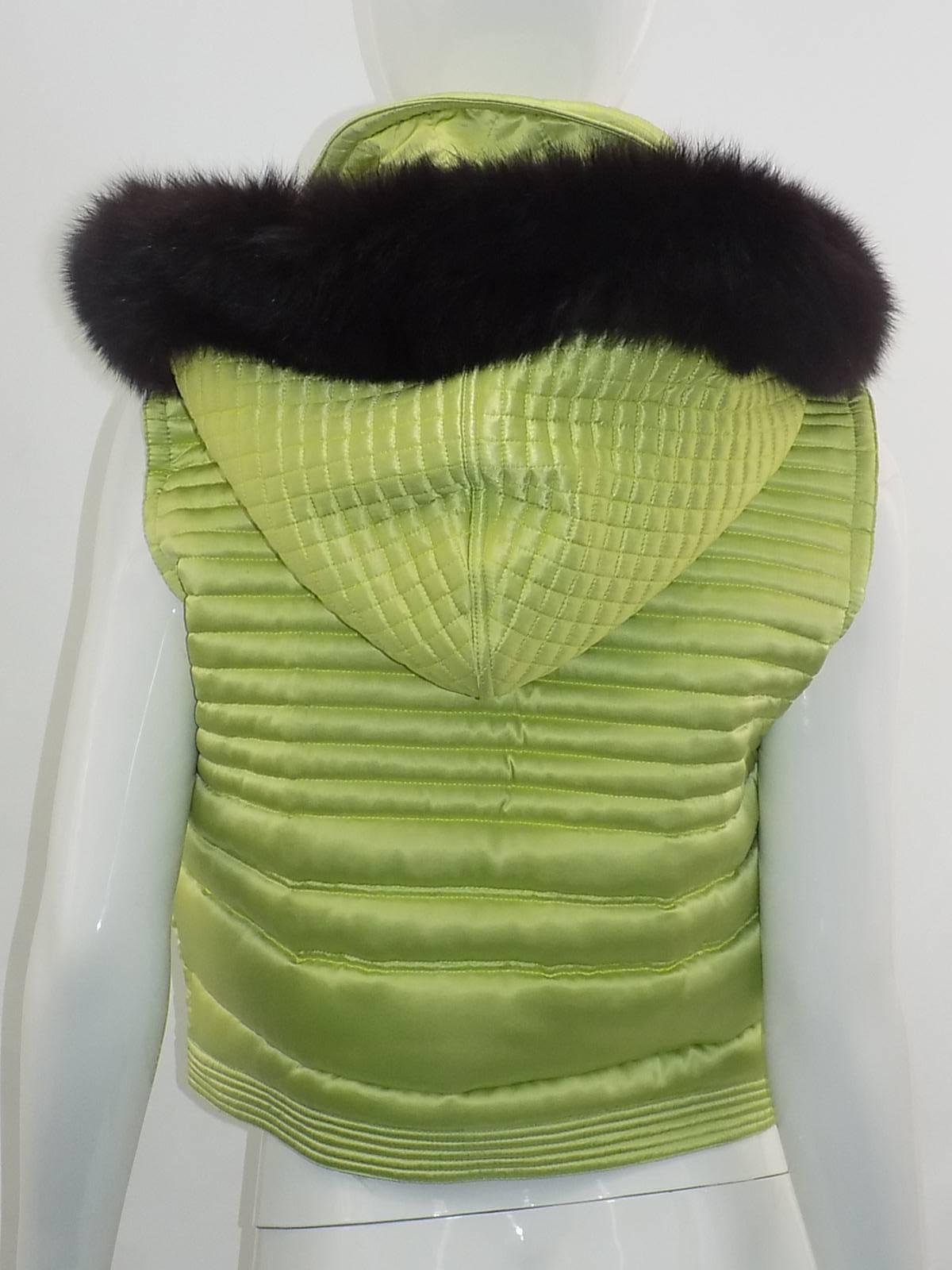 Gianni Versace's most famous Fall 1992 collection satin pufer vest very rare ! In New Condition In New York, NY