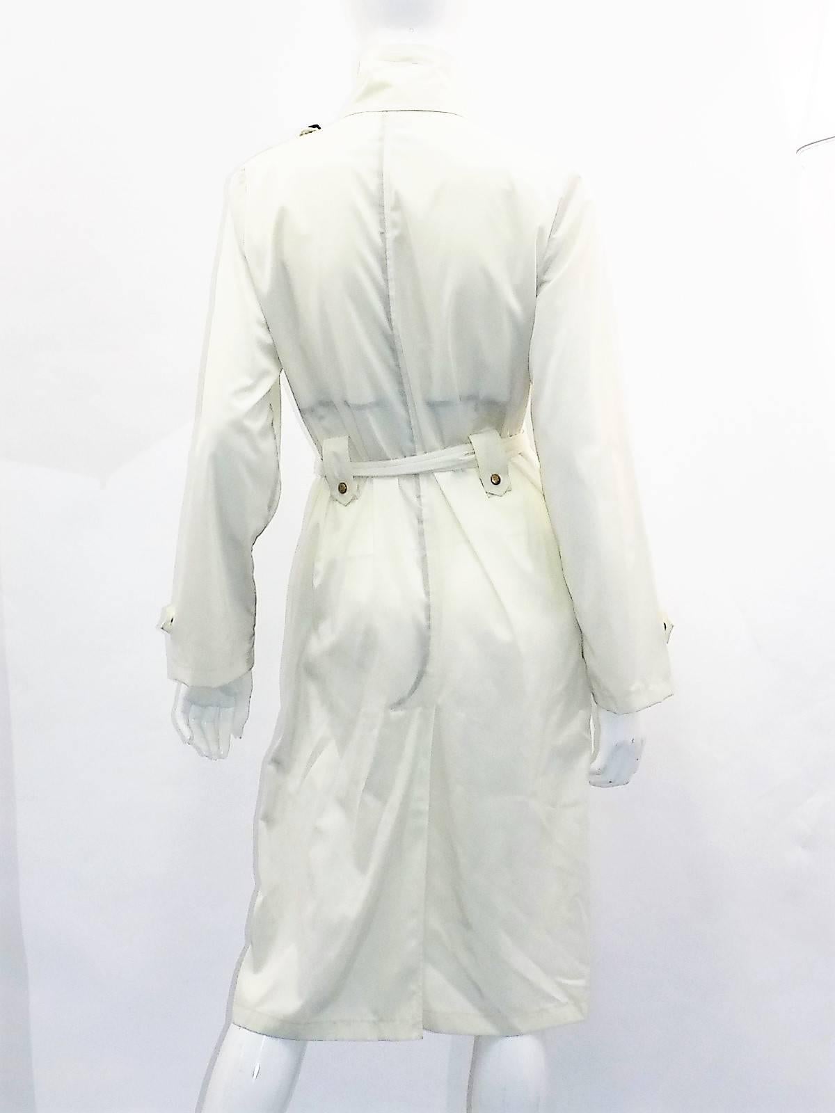 Balmain white wind braker /rain coat  jacket  In Excellent Condition For Sale In New York, NY